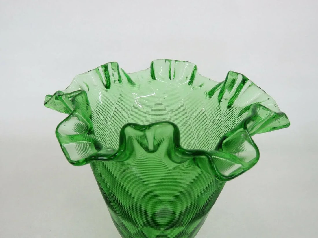 Fenton Springtime Diamond Optic Green Glass Ruffled Rim Three Footed Vase - 9