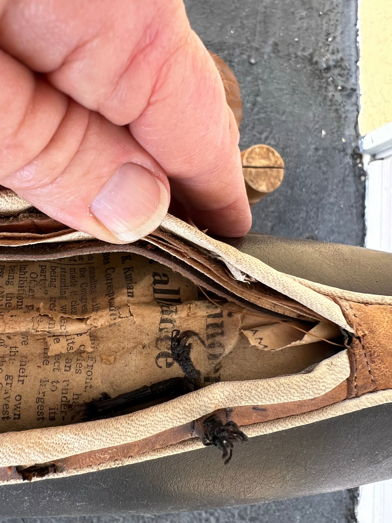Vintage Mid Century Camel Saddle Low Stool, Ottoman - 10