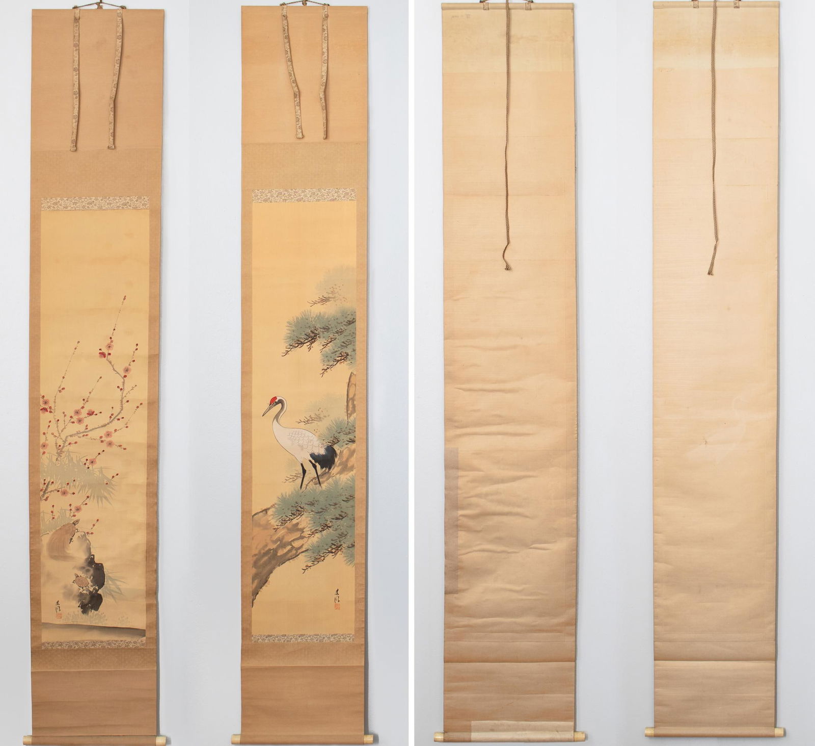 Early 1900s Meiji Era Japanese Watercolor Scroll Paintings in Original Box "Turtles and Crane", a Pa - 10