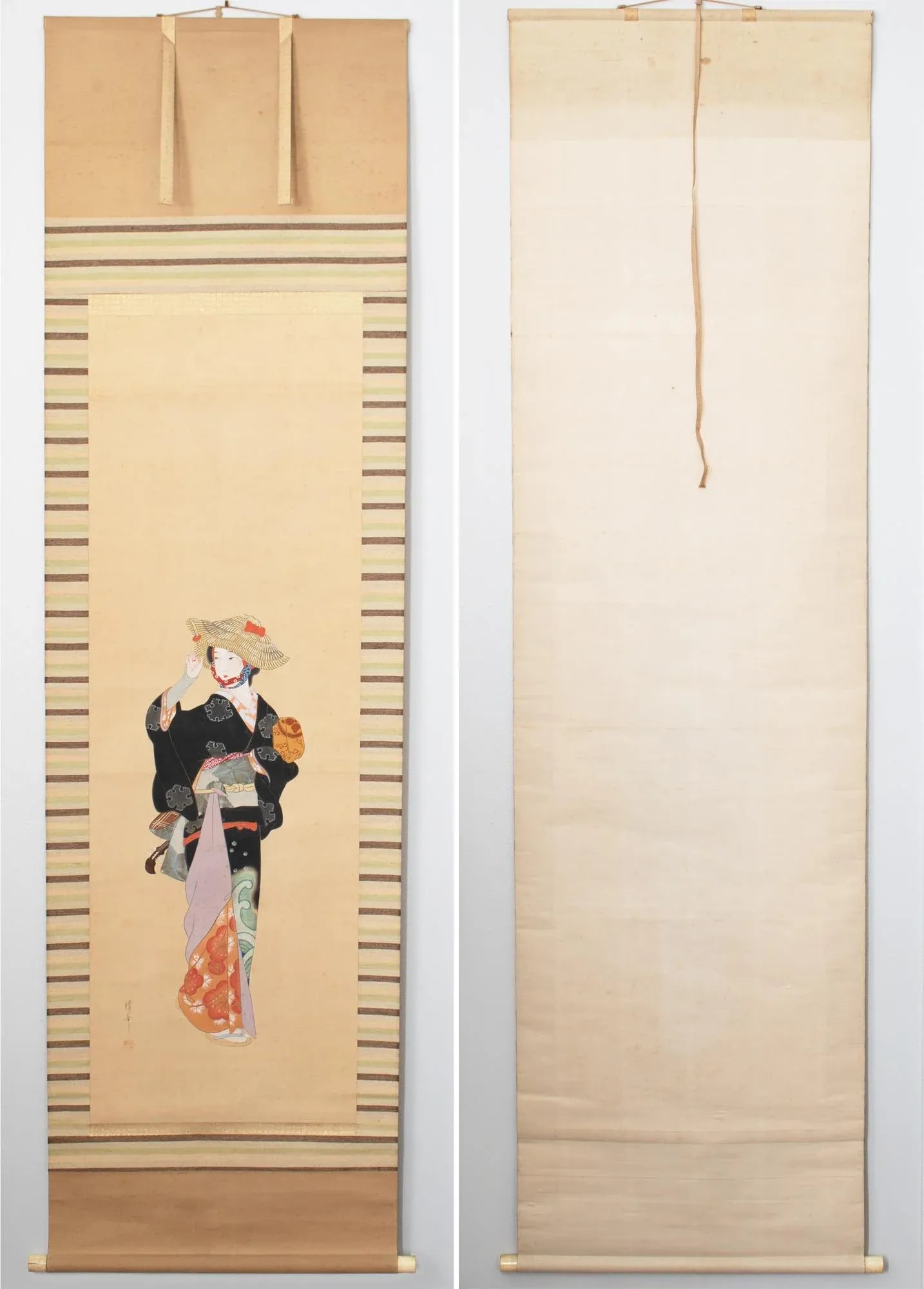 Early 20th Century Meiji to Early Showa Era Japanese Watercolor Silk Scroll Painting, "Torii Onna" i - 10
