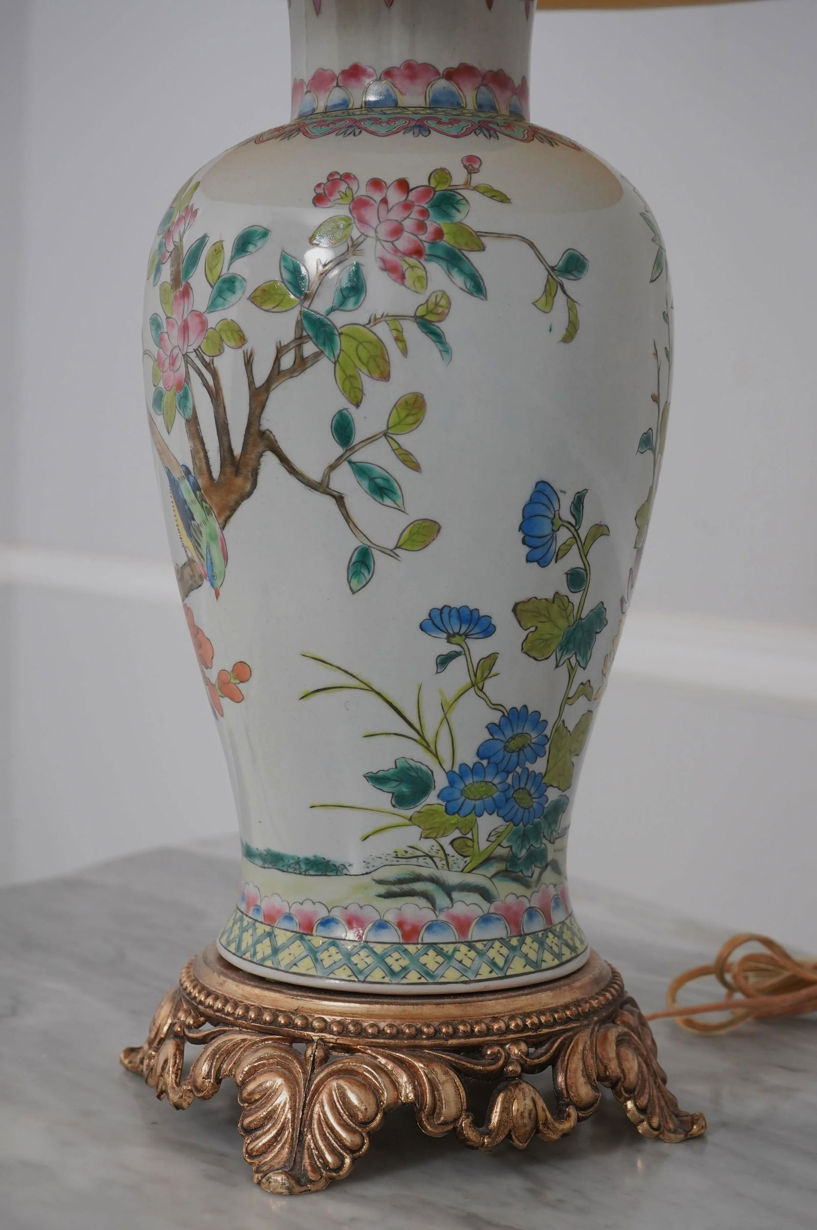 Chinoiserie Porcelain Asian Inspired Table Lamp - 6