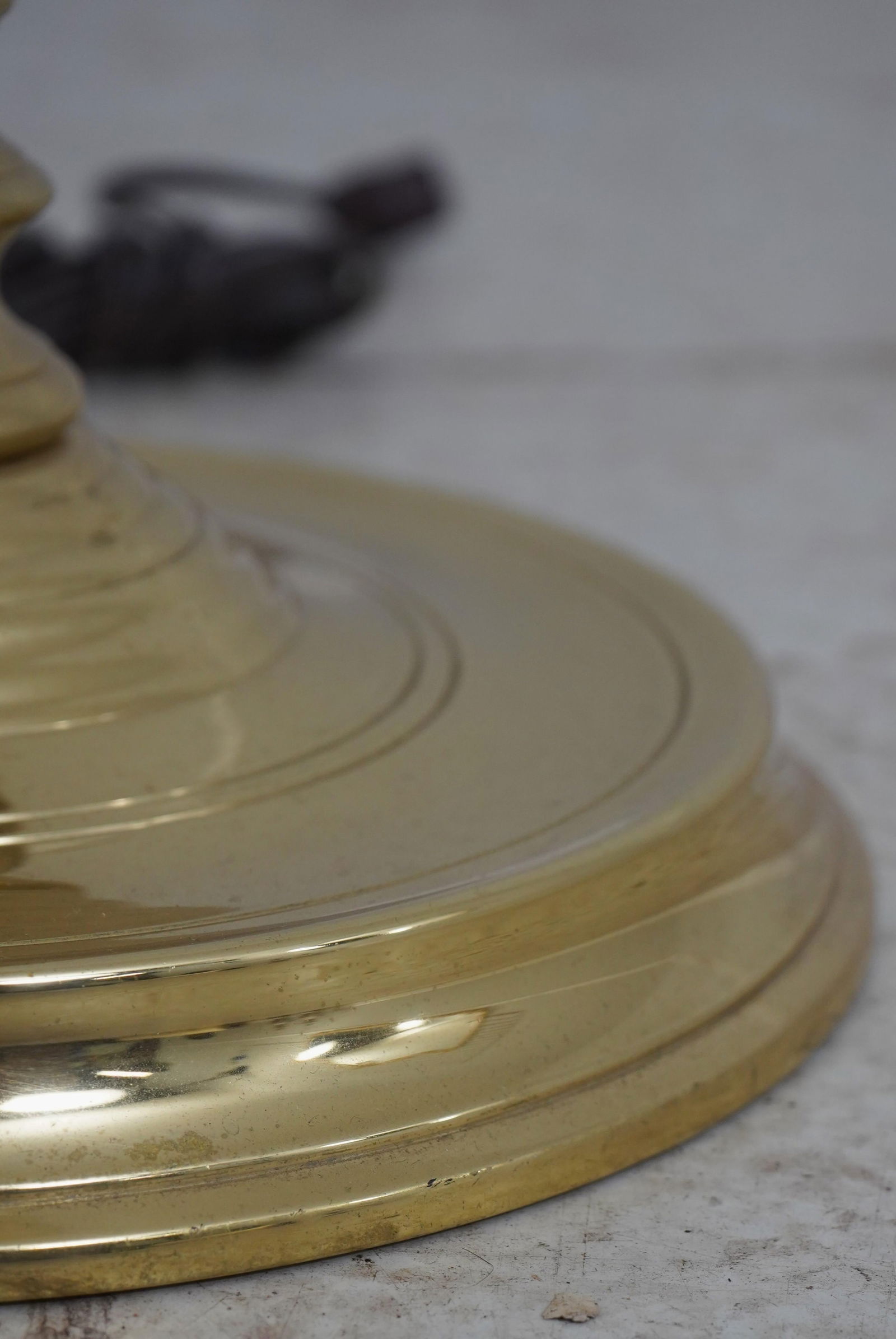 Virginia Metalcrafters Colonial Style Brass Floor Lamp - 4