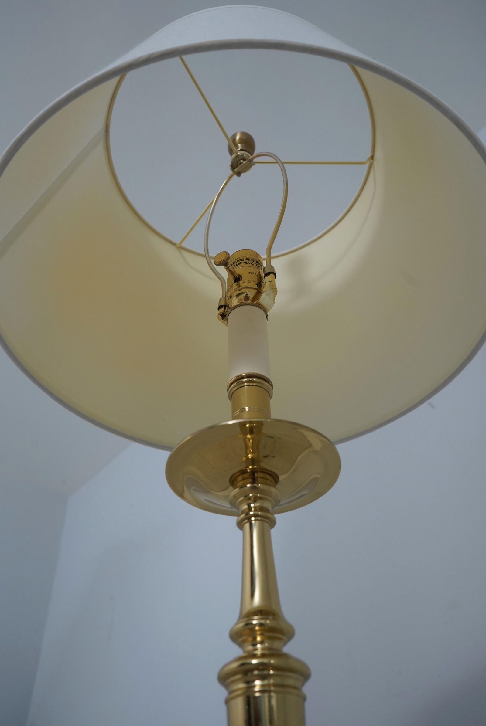 Virginia Metalcrafters Colonial Style Brass Floor Lamp - 7