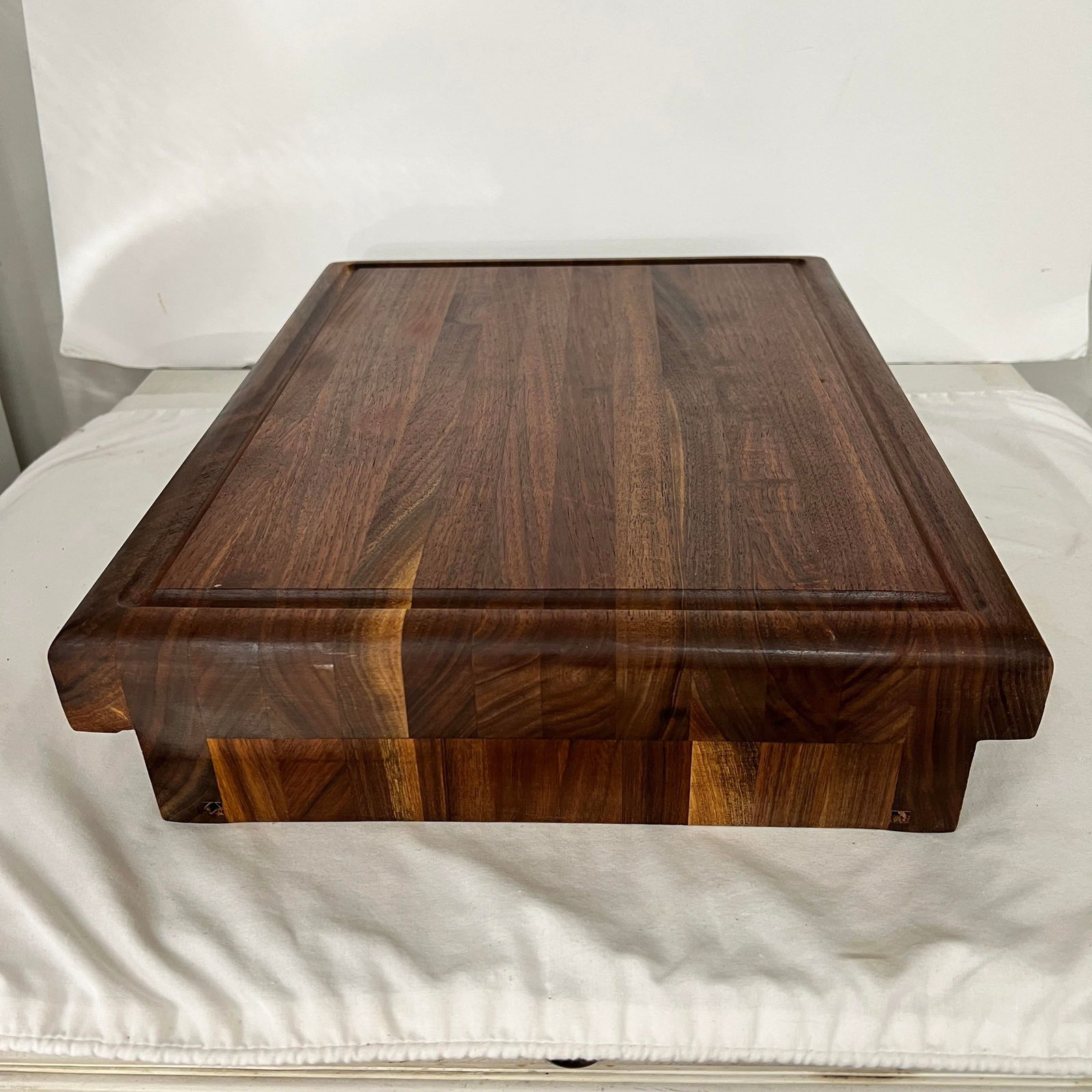Handmade Walnut Wood Cutting Board With Drawer - 2