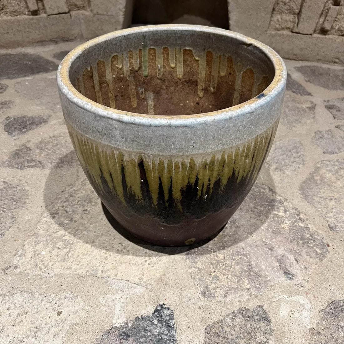 1970s Artisan Lava Drip Glaze Planter Pot Red and Green - 3