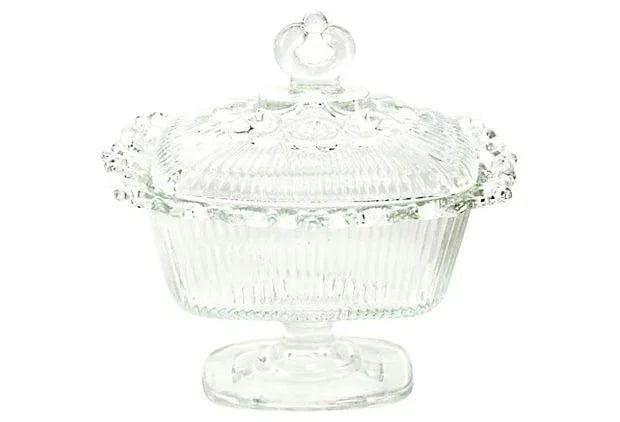 Loop Rim Glass Pedestal Box - 2
