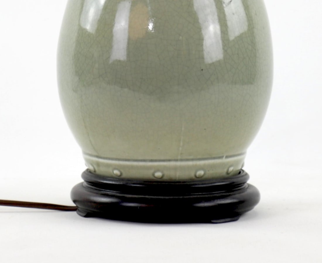 Chinese Celadon Drum Vase Table Lamp - 4
