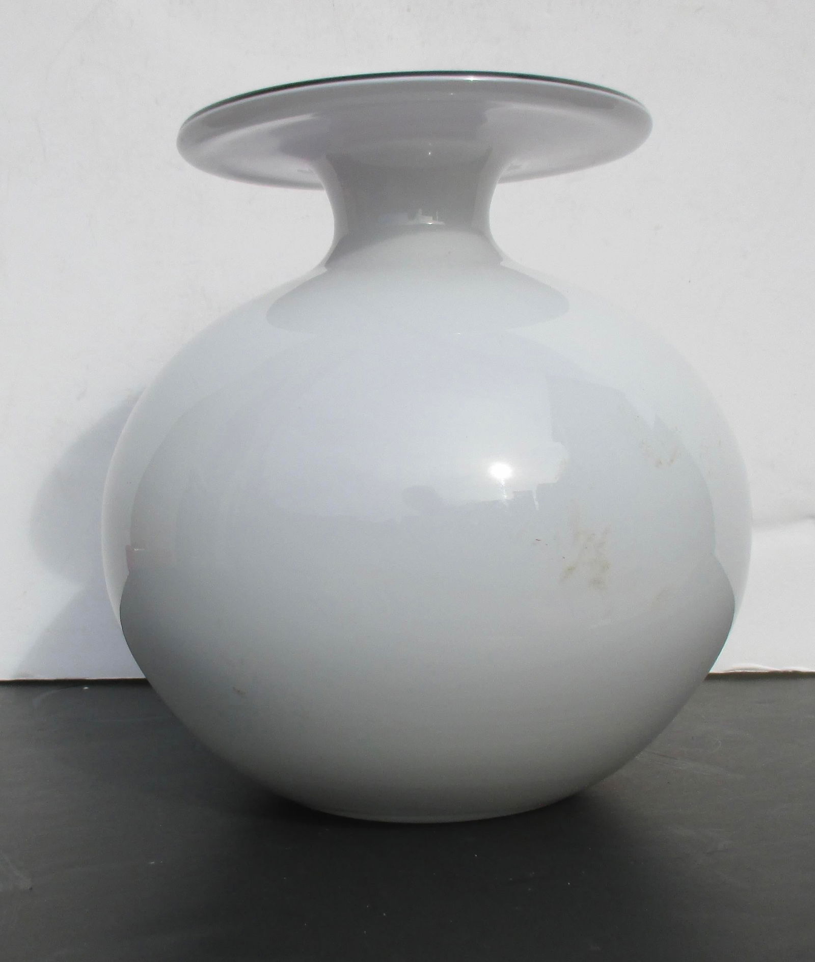 Art Glass Studio Flower Vase Circa 90s - 4