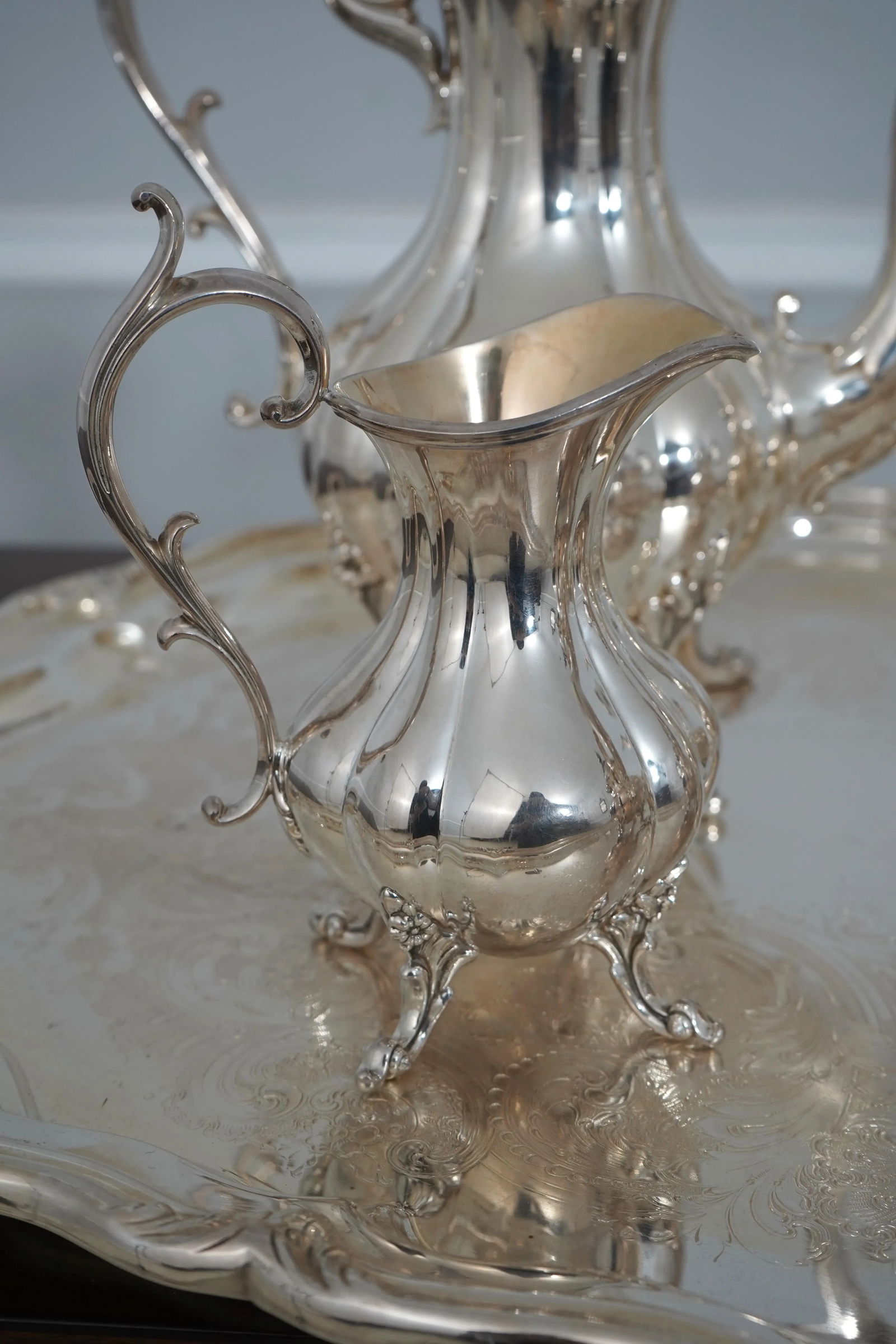 1970s Reed & Barton Winthrop Silver Plate Tea Set With Tray- 4 Pieces - 6