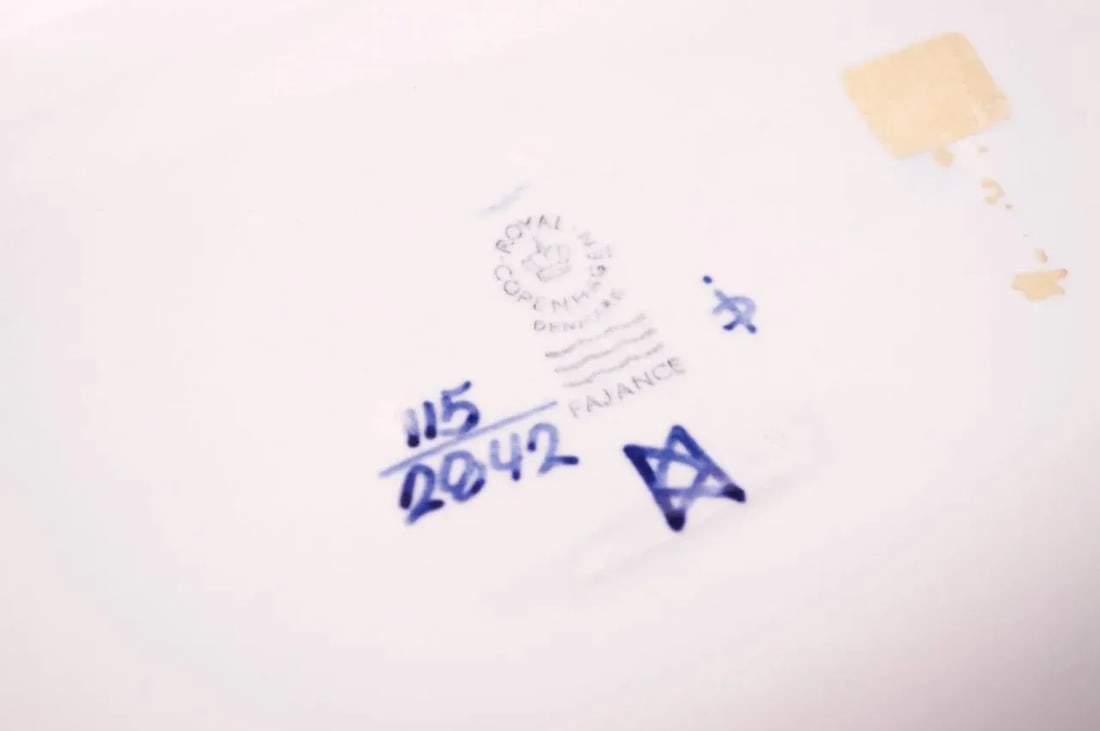 Beth Breyen for Royal Copenhagen Fajance Porcelain "Floral" Dish - 8