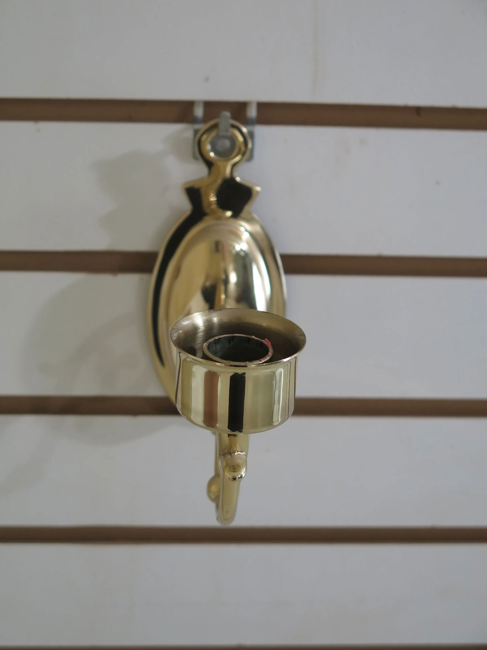 1990s Brass Single Arm Candelabra Wall Sconce - 5