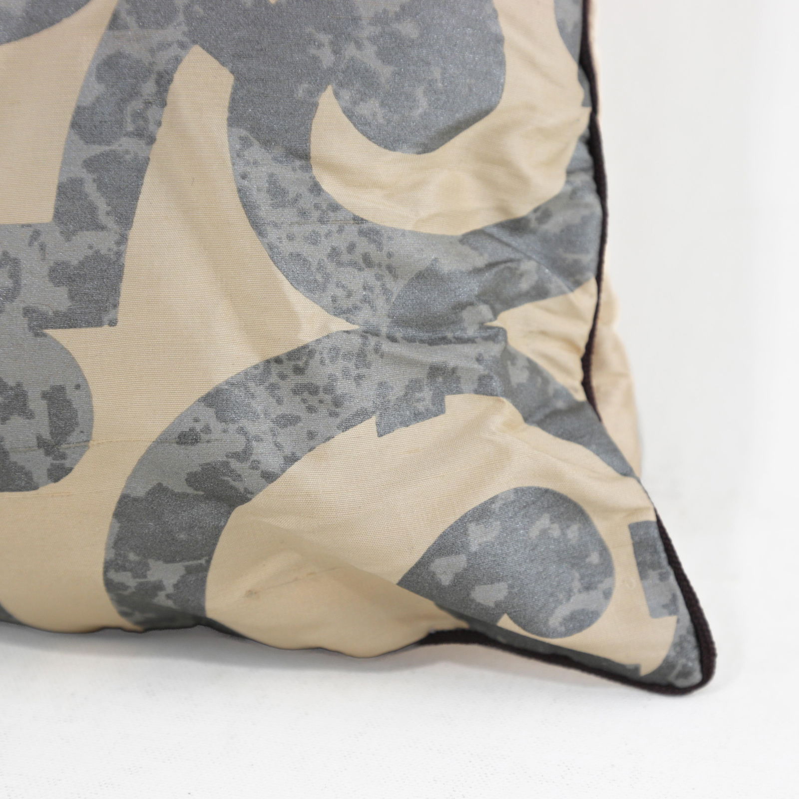 CrÃ¨me Elegant With Silver Scrollwork Lumbar Pillow - 8