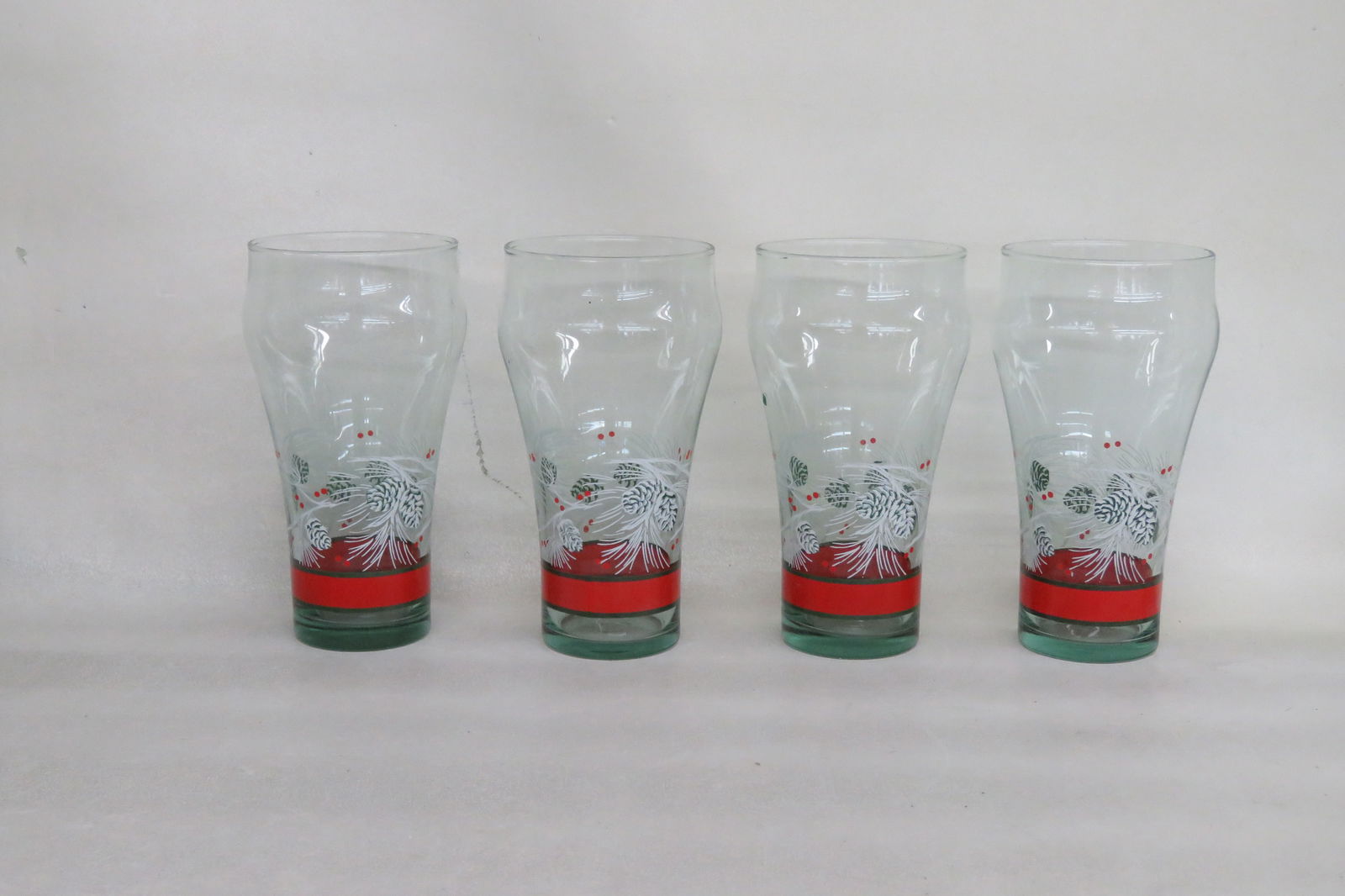 Libbey Coca Cola Christmas Holiday Pine Cone Tumbler Water Juice Cups Set of Four - 3
