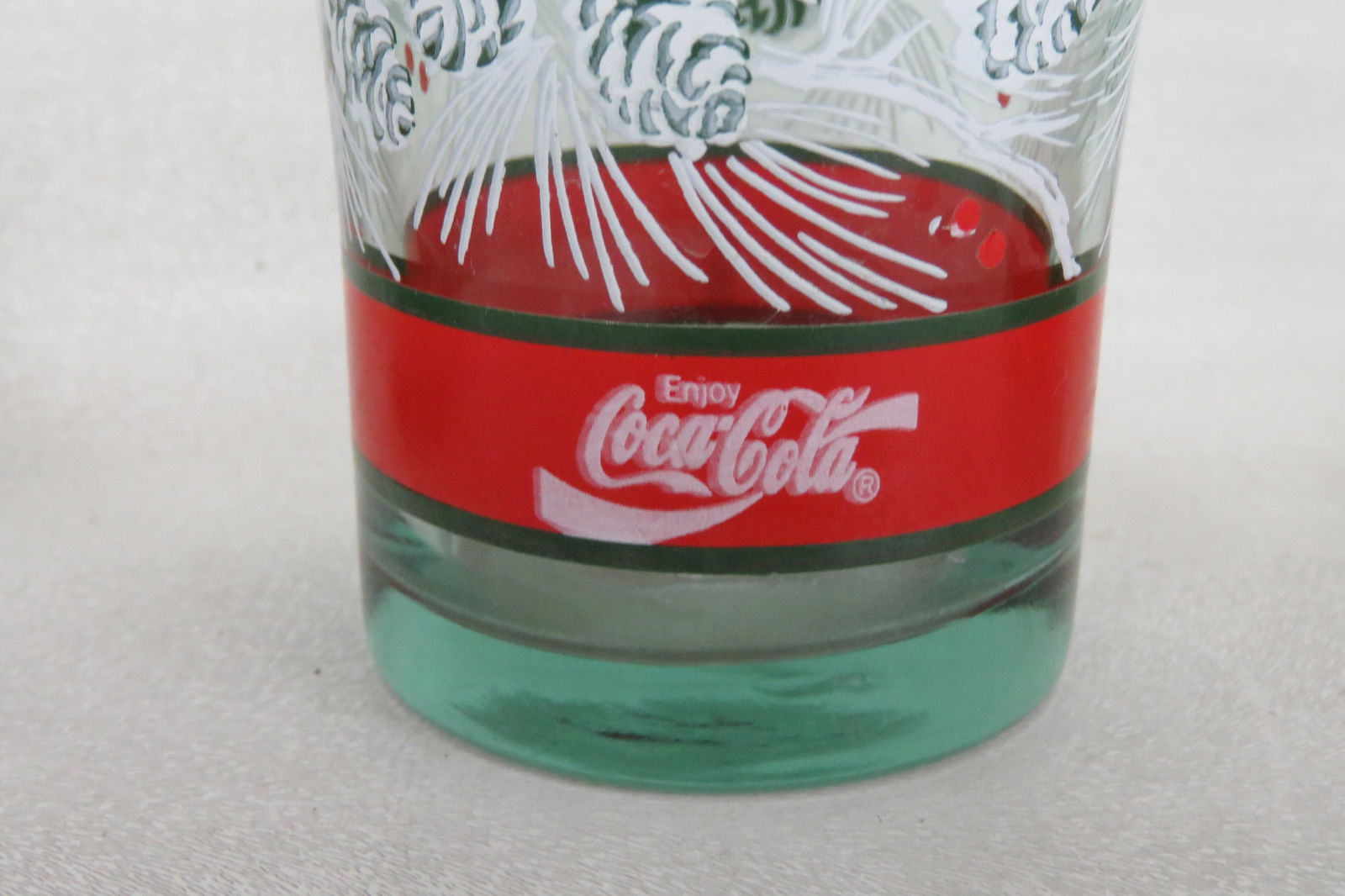 Libbey Coca Cola Christmas Holiday Pine Cone Tumbler Water Juice Cups Set of Four - 6
