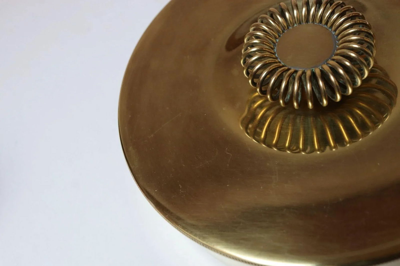 Vintage Brass Decorative Lidded Bowl / Round Keepsake Box by Beau Monde - 8