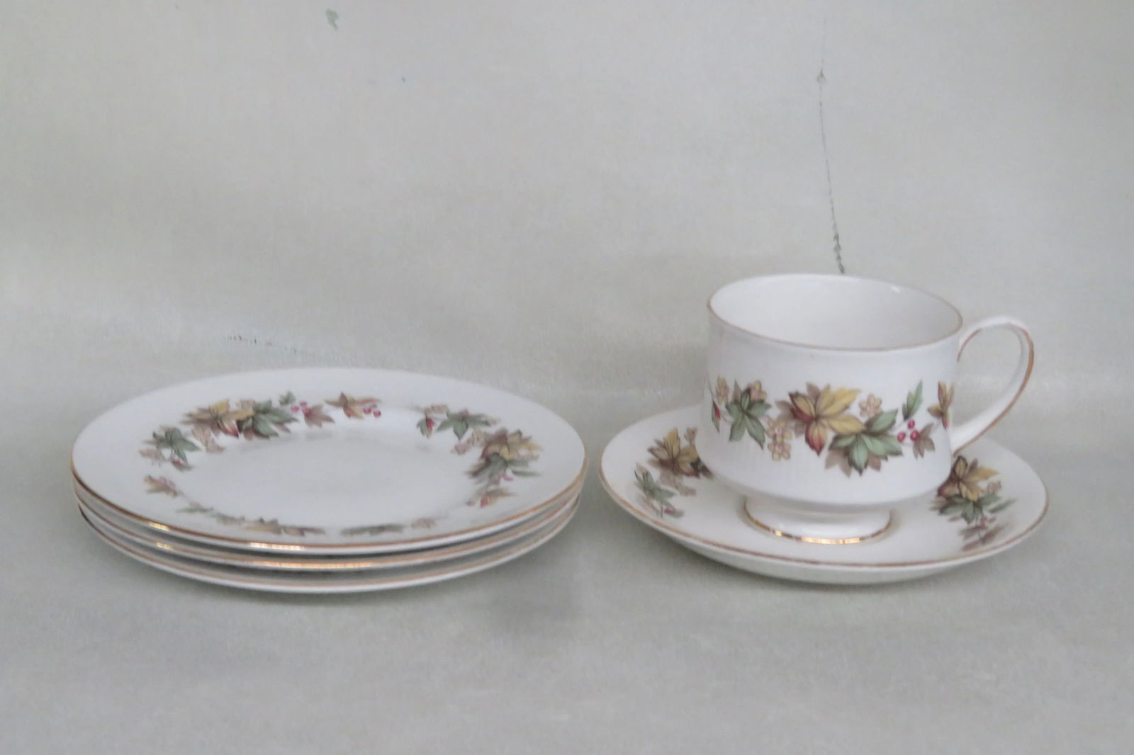 Royal Standard Lyndale England Tea Cup Saucer and 3 Dessert Plates - 2