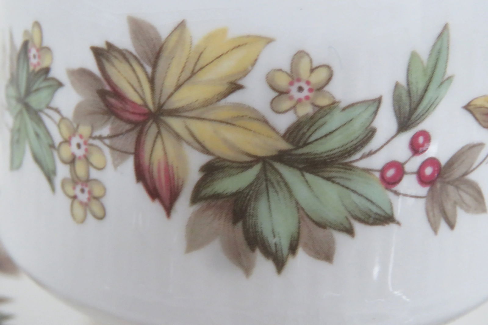 Royal Standard Lyndale England Tea Cup Saucer and 3 Dessert Plates - 8