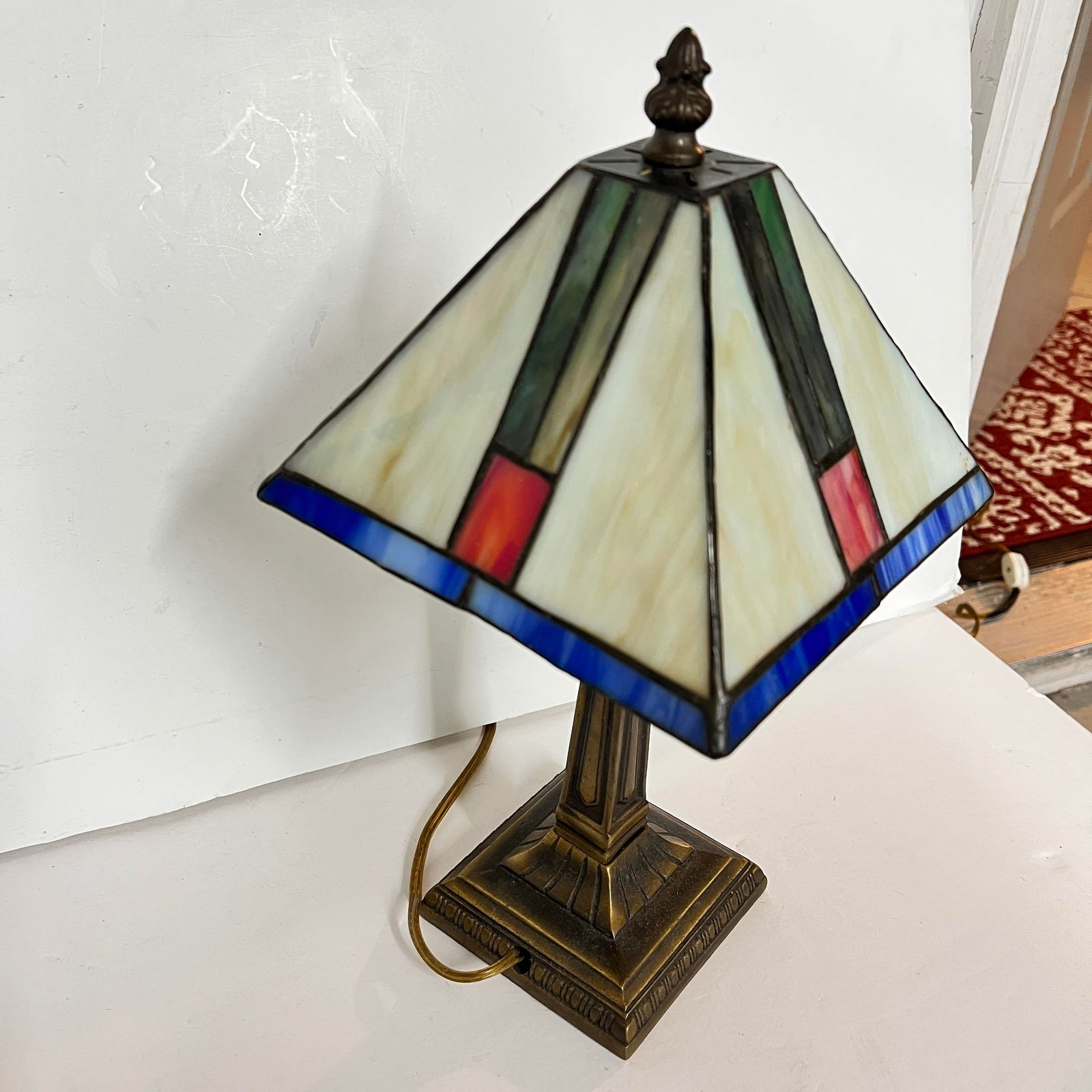 Arts and Crafts Mission Leaded Glass Lamp - 6