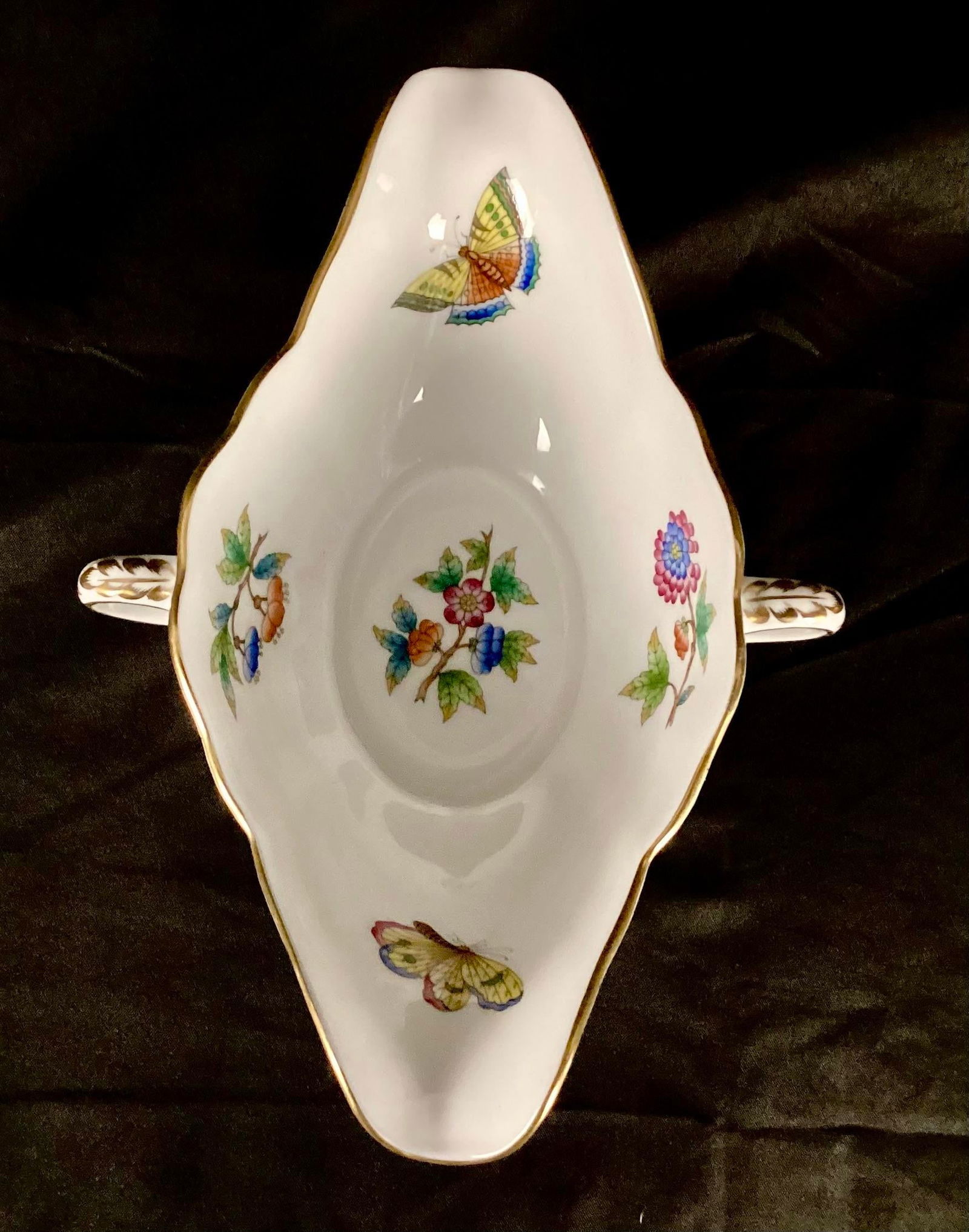 Herend Queen Victoria Gravy Boat - 3