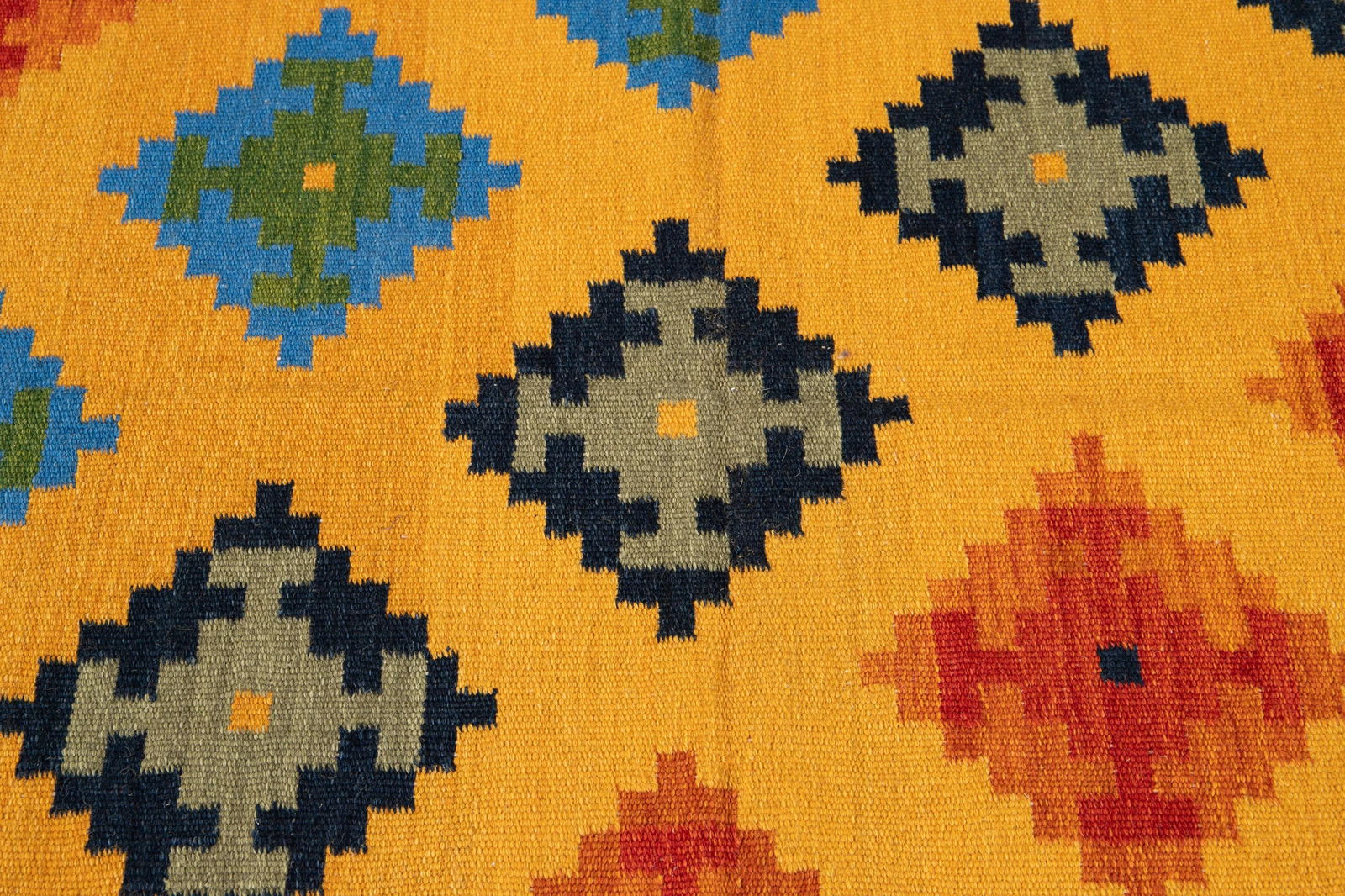 21st Century Modern Kilim Rug 5 '6'' X 8' 1''. - 8