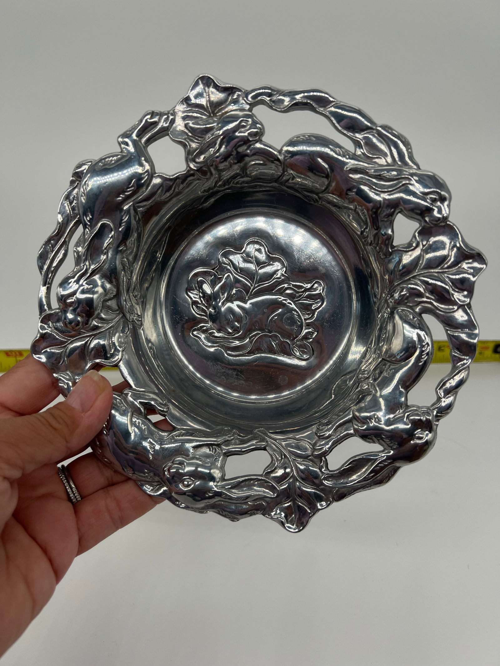 Vtg 2003 Arthur Court Embossed Bunny Rabbit Cabbage Aluminum Serving Bowl Easter - 2