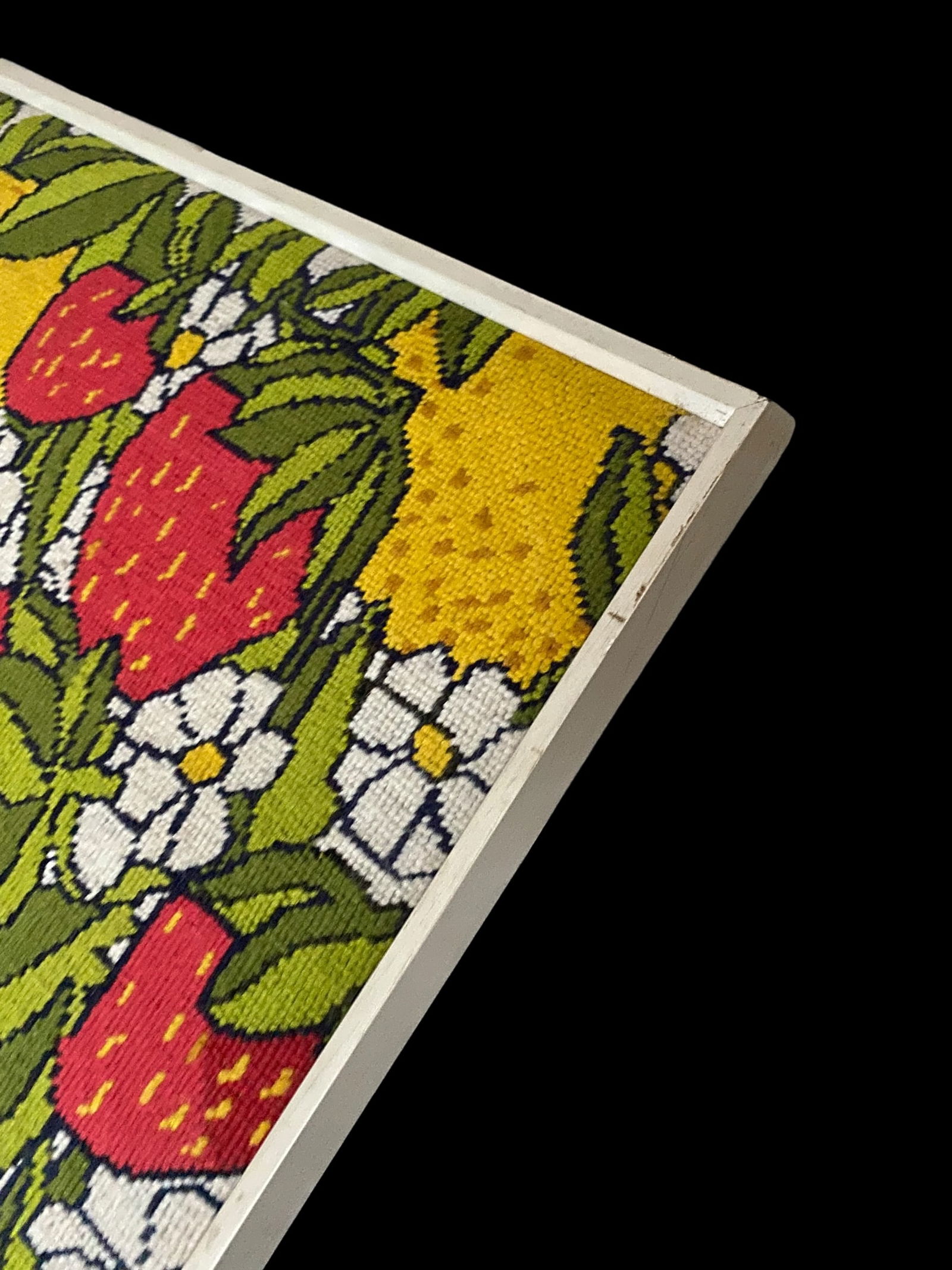Vintage Handmade 1970s Strawberry, Lemon and Daisy Needlepoint Wallhanging in White Wood Frame - 5