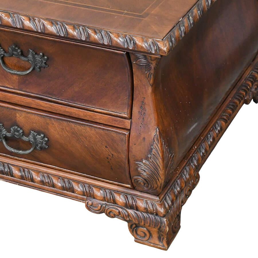 Broyhill Solid Wood Coffee Table - 7