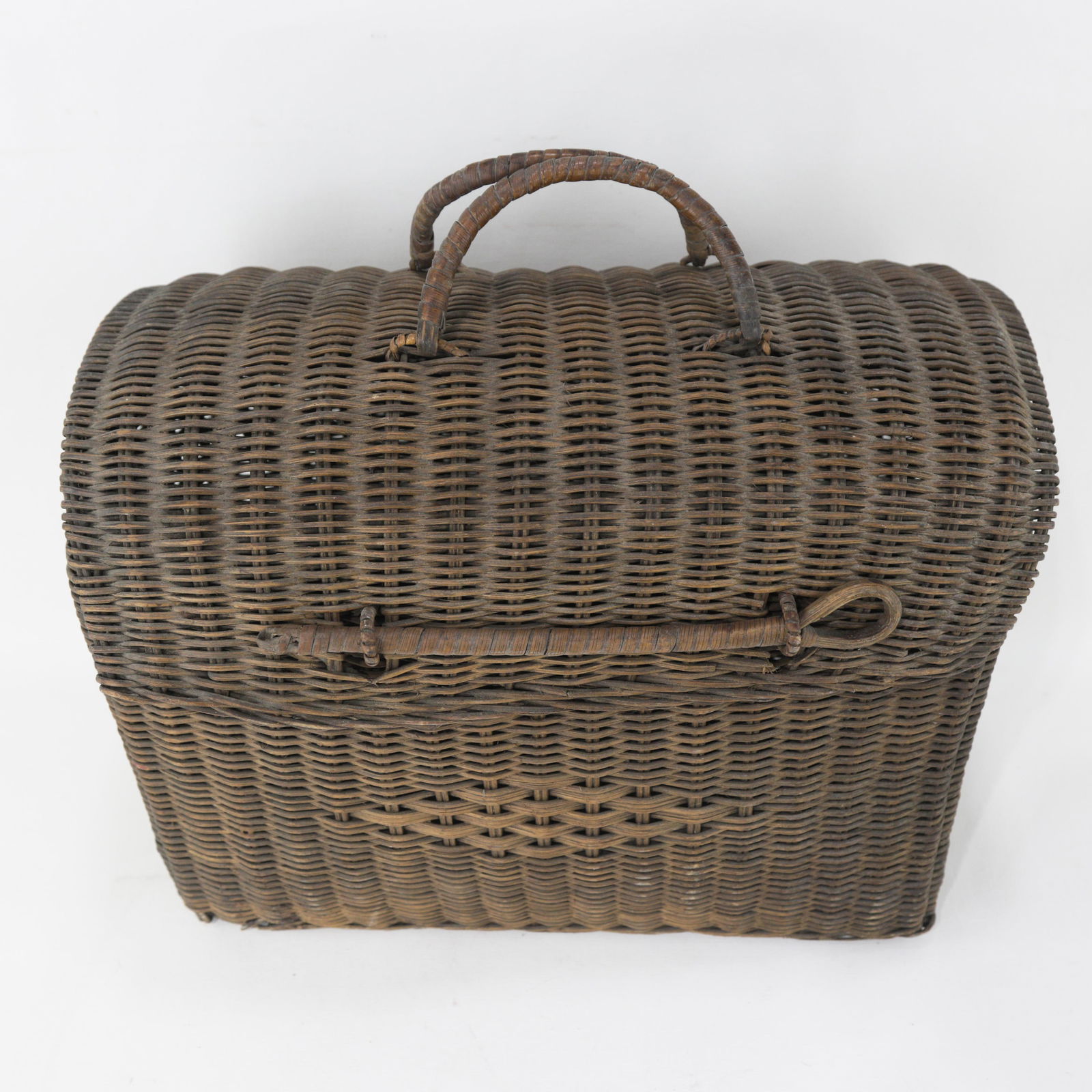 Vintage Woven Rattan Picnic Basket With Handle & Lid "“ Handwoven Storage & DÃ©cor - 4