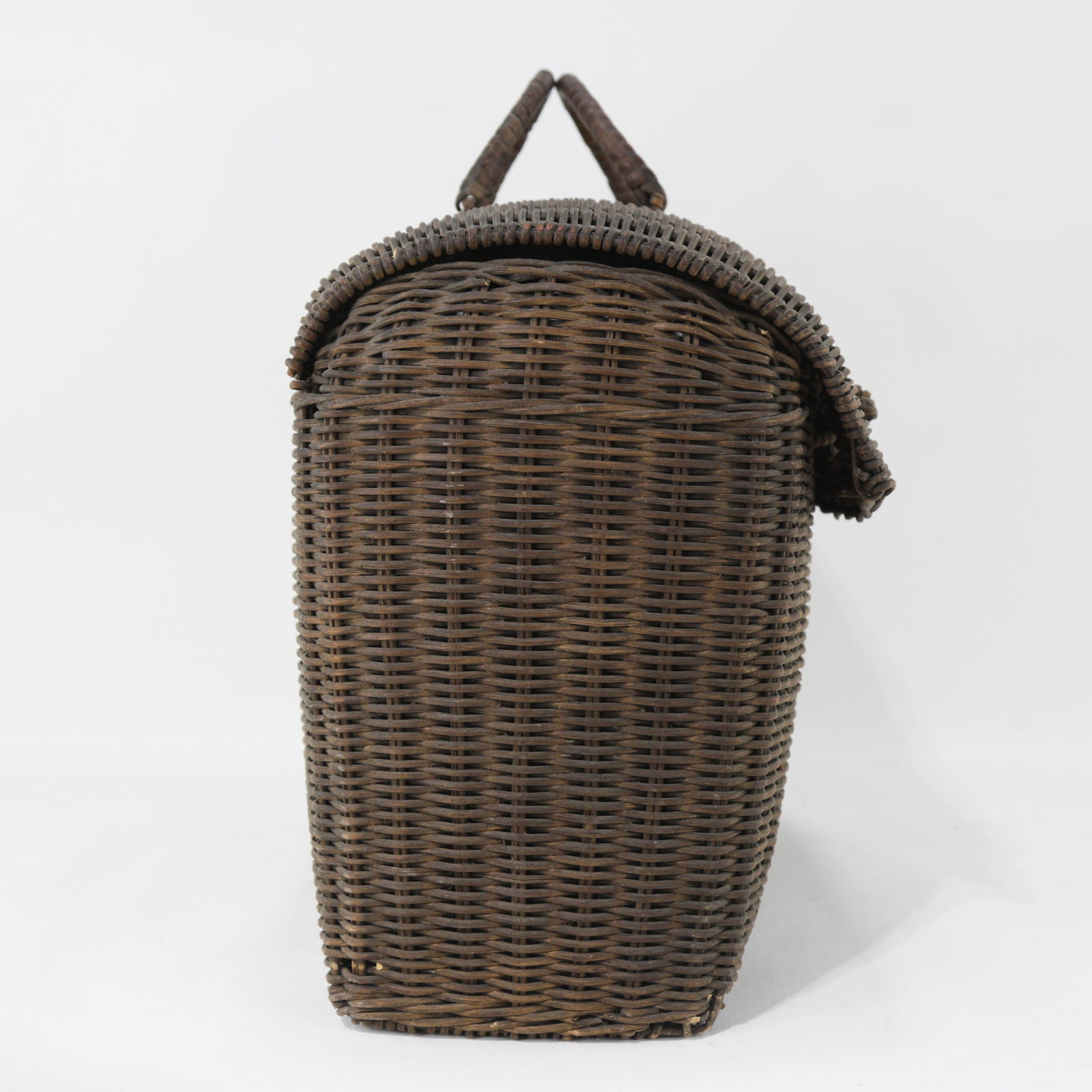 Vintage Woven Rattan Picnic Basket With Handle & Lid "“ Handwoven Storage & DÃ©cor - 5