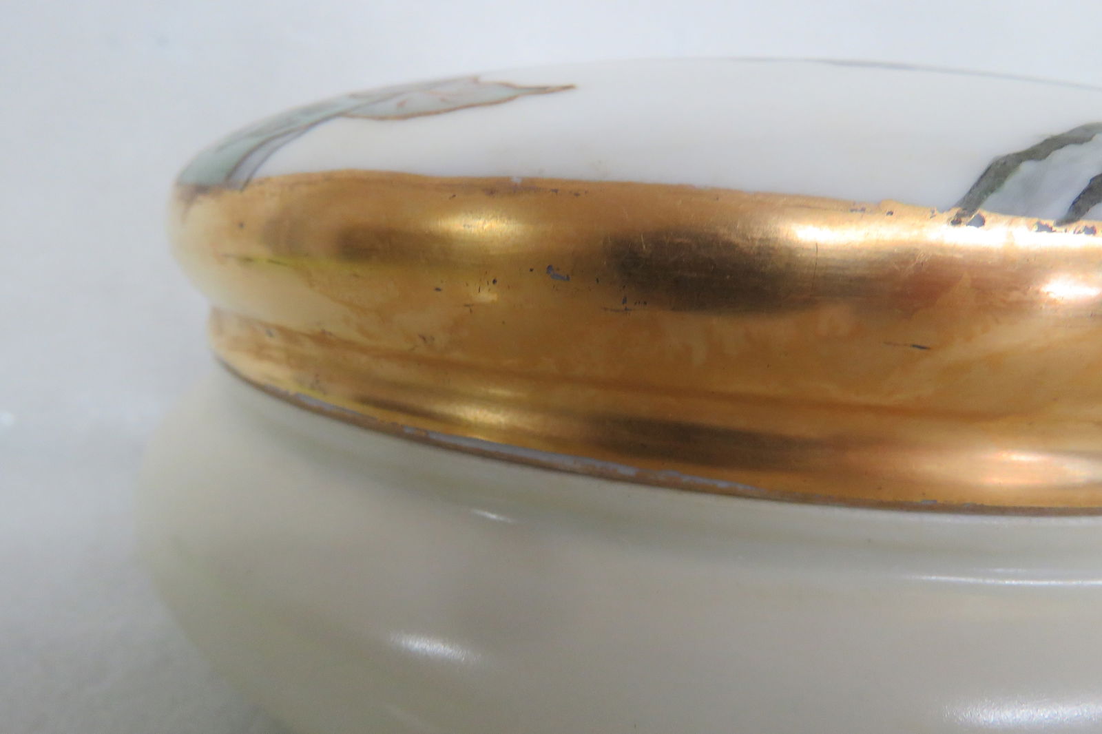 Limoges T and v Hand Painted Bird on a Brunch Large Round Vanity Candy Box 4386b - 11