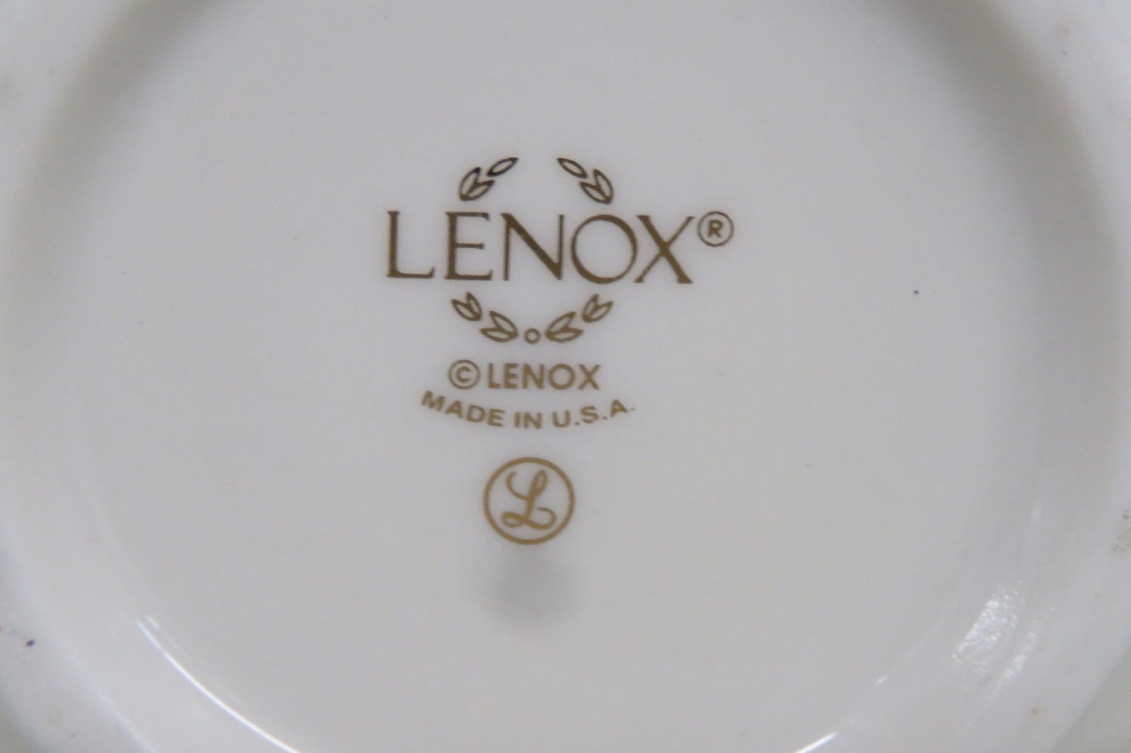 Lenox Richmond Swirl Pattern Ivory Ceramic With Gold Rim Bud Vase 4404b - 5