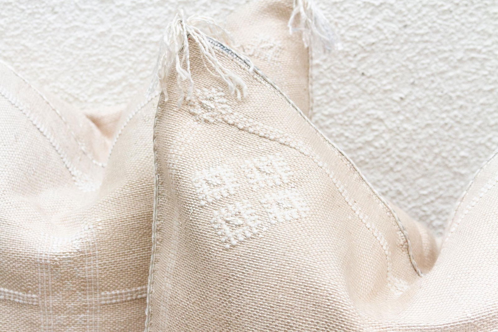 Pair of Sahara White Silk Rug Pillows - 5
