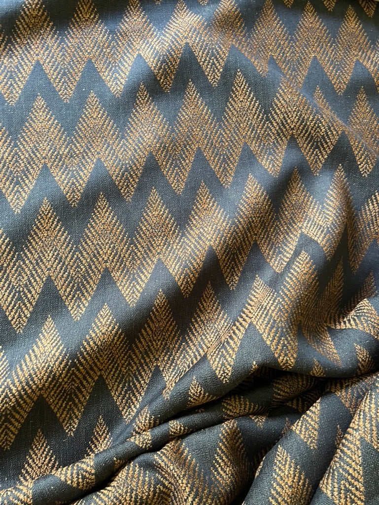 Holland & Sherry "Erebia" in Clove Linen/Wool Chevron - 6.5 Yards - 2