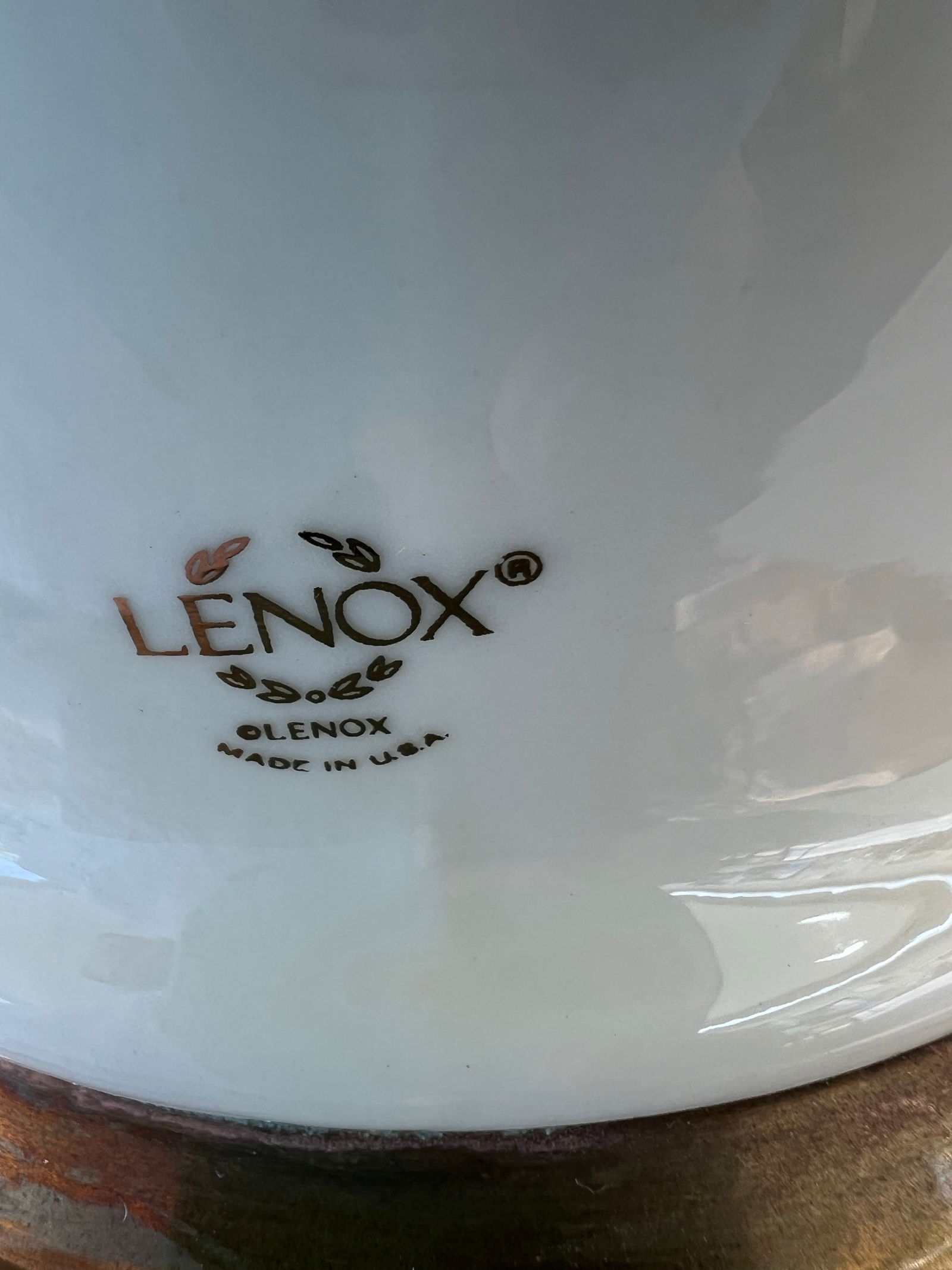Vintage Lennox Creamwear Table Lamp With Shade - 9