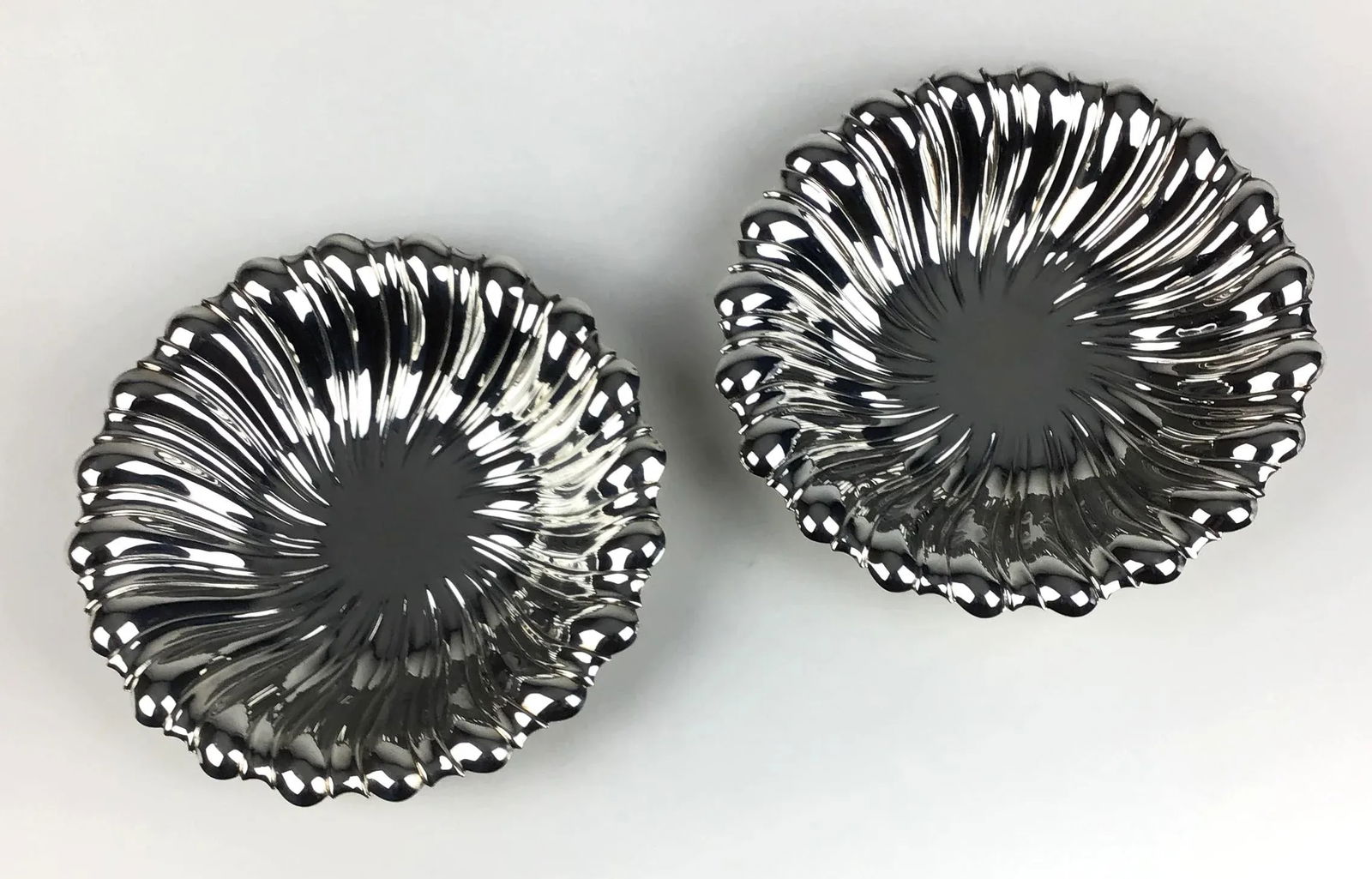 1990s Swirling Silver Plate Condiments Serving Dishes - a Pair - 10