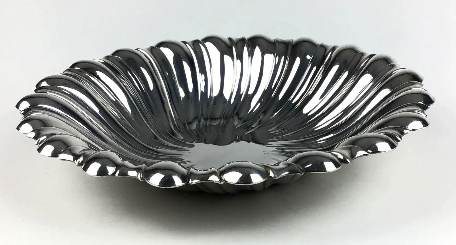 1990s Swirling Silver Plate Condiments Serving Dishes - a Pair - 4