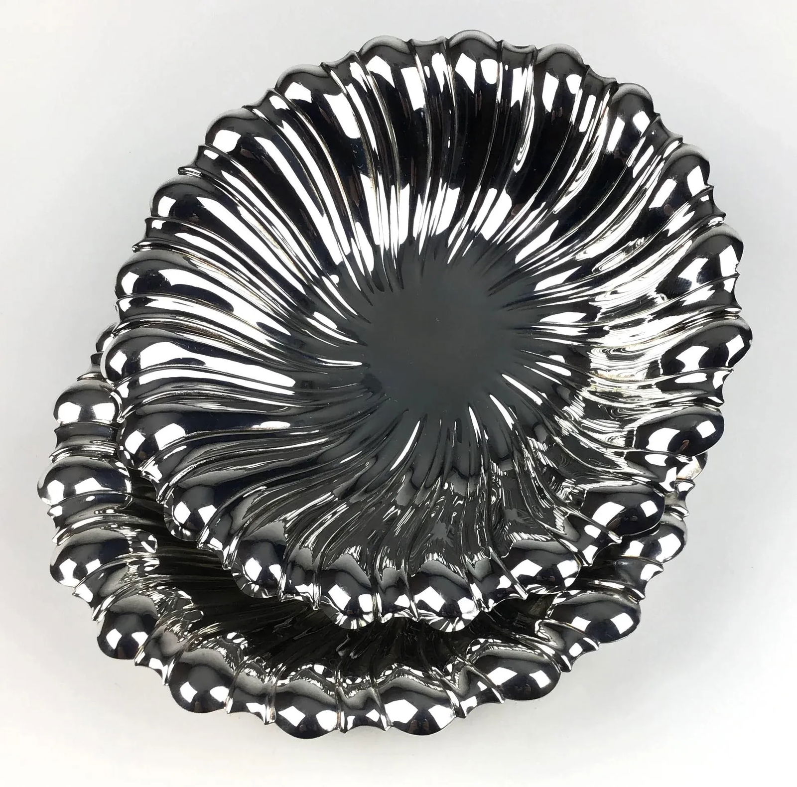 1990s Swirling Silver Plate Condiments Serving Dishes - a Pair - 8