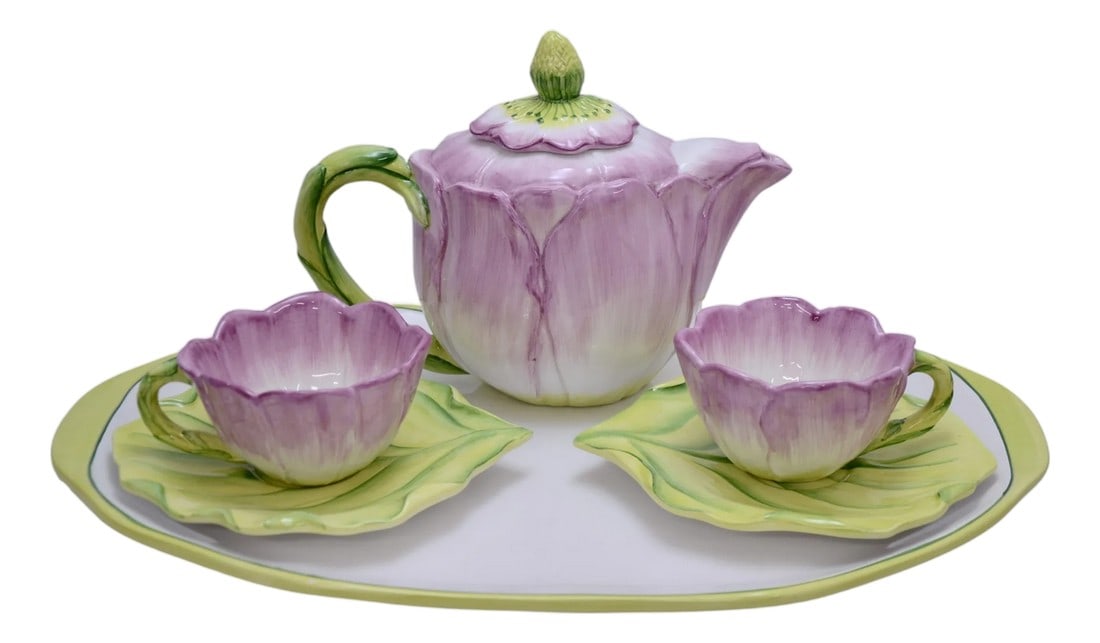 Vietri Italian Water Garden Tea Service: Hand painted Italian Water Garden Tea Set made by Vietri of Italy in vibrant raspberry pink, chartreuse, Kelly green and yellow. Marked "Vietri; Made in Italy." Like new from retired retailers
