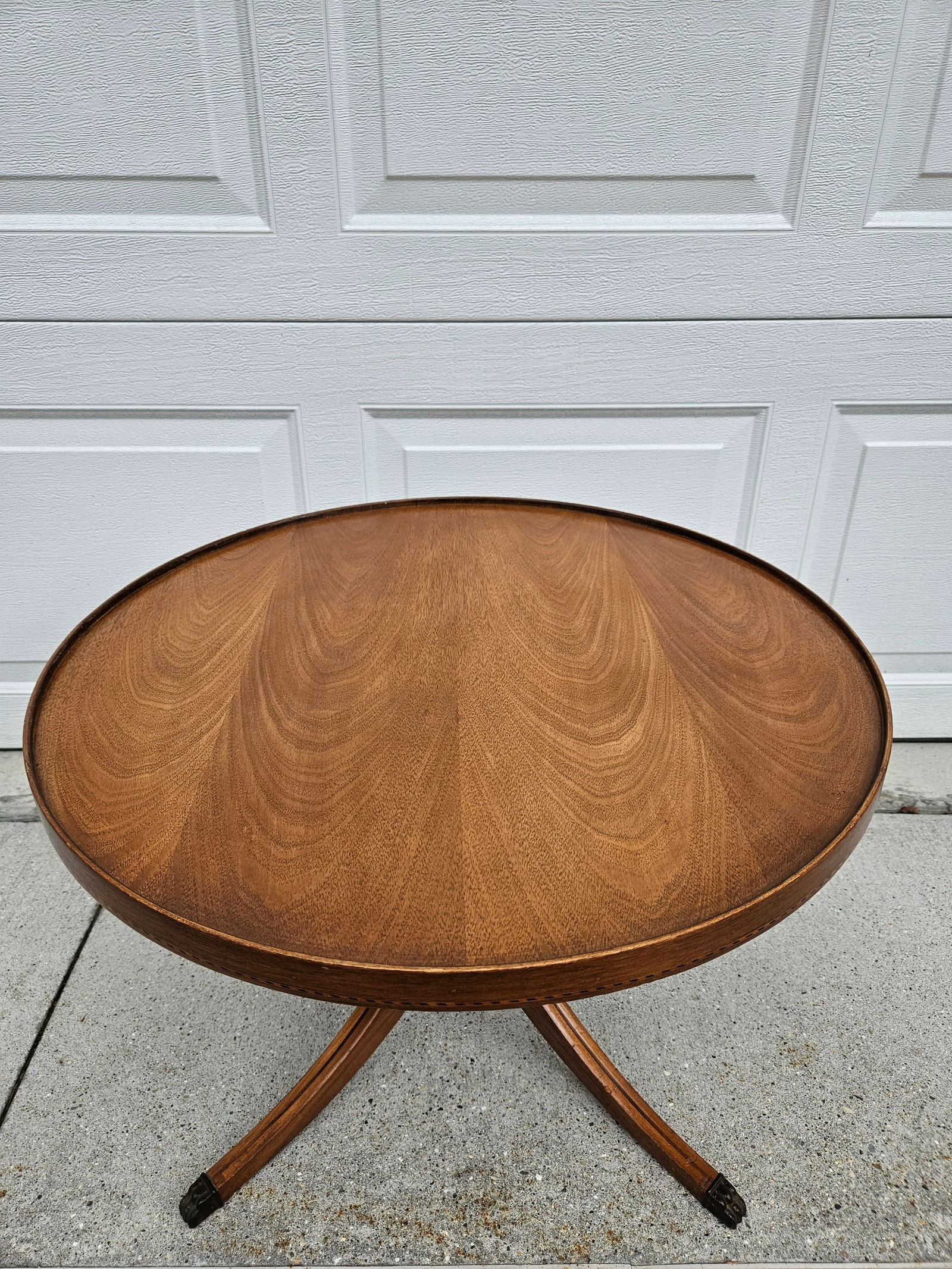 Round Mahogany Side Table - Mersman - 2