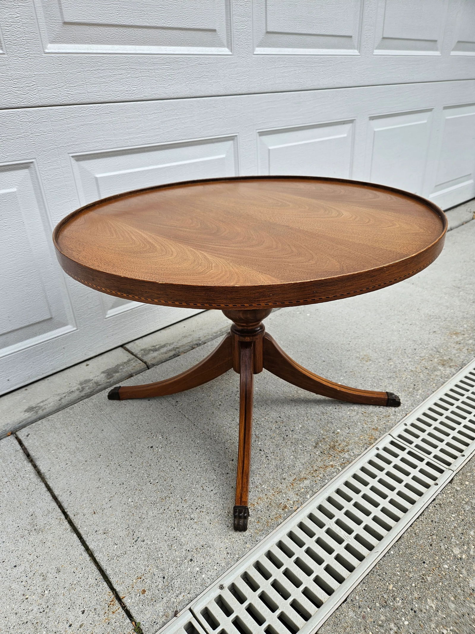 Round Mahogany Side Table - Mersman - 5