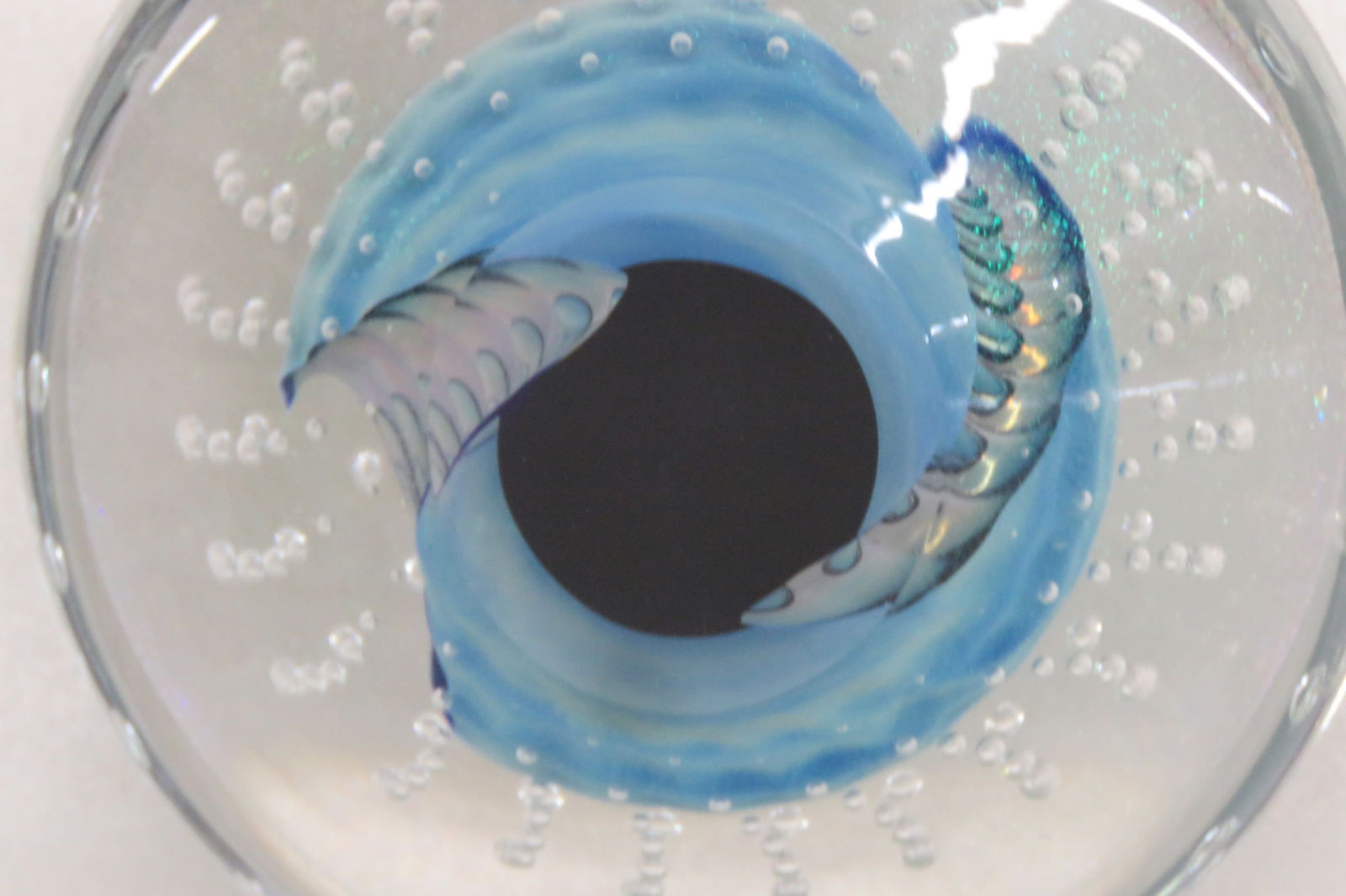 Eickholt 1987 Reptile Abstract Disc Art Glass Paper Weight Signed 4428b - 3