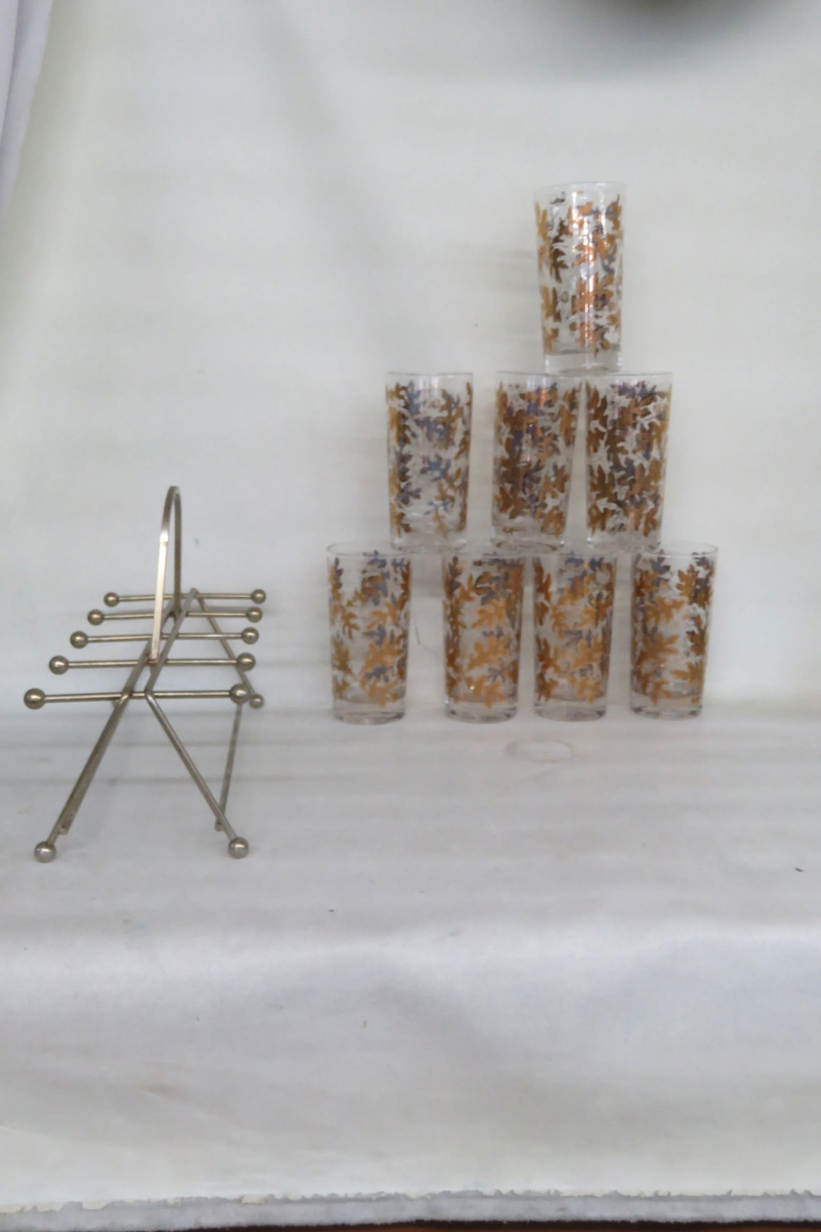 Mid Century Highball 8 Glass Cups Gold Oak Leaf Acorn Pattern W Caddy 4439b - 3