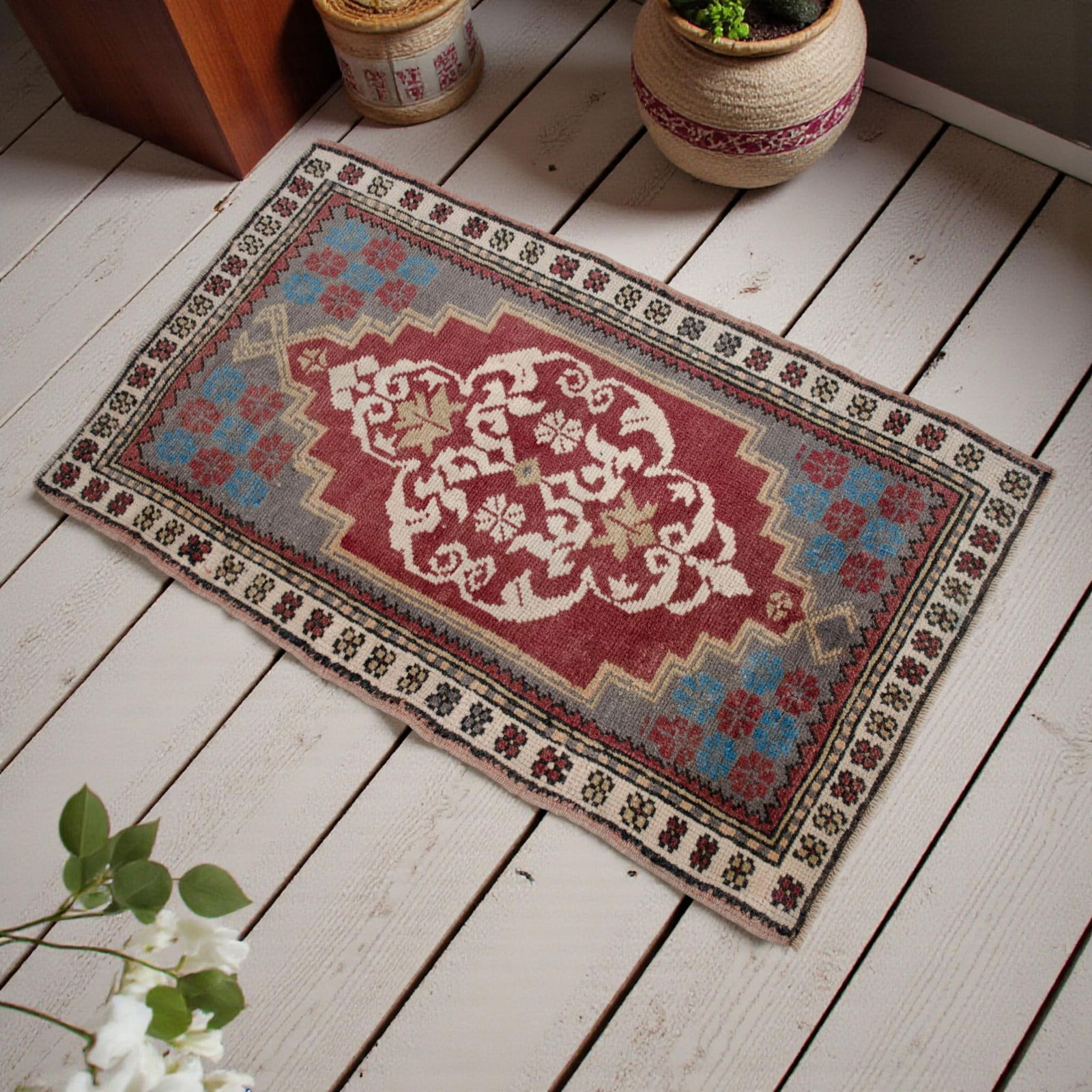 Distressed Low Pile Turkish Yastik Petite Rug Hand Knotted Faded Mat - 24"³ X 41"³ - 2
