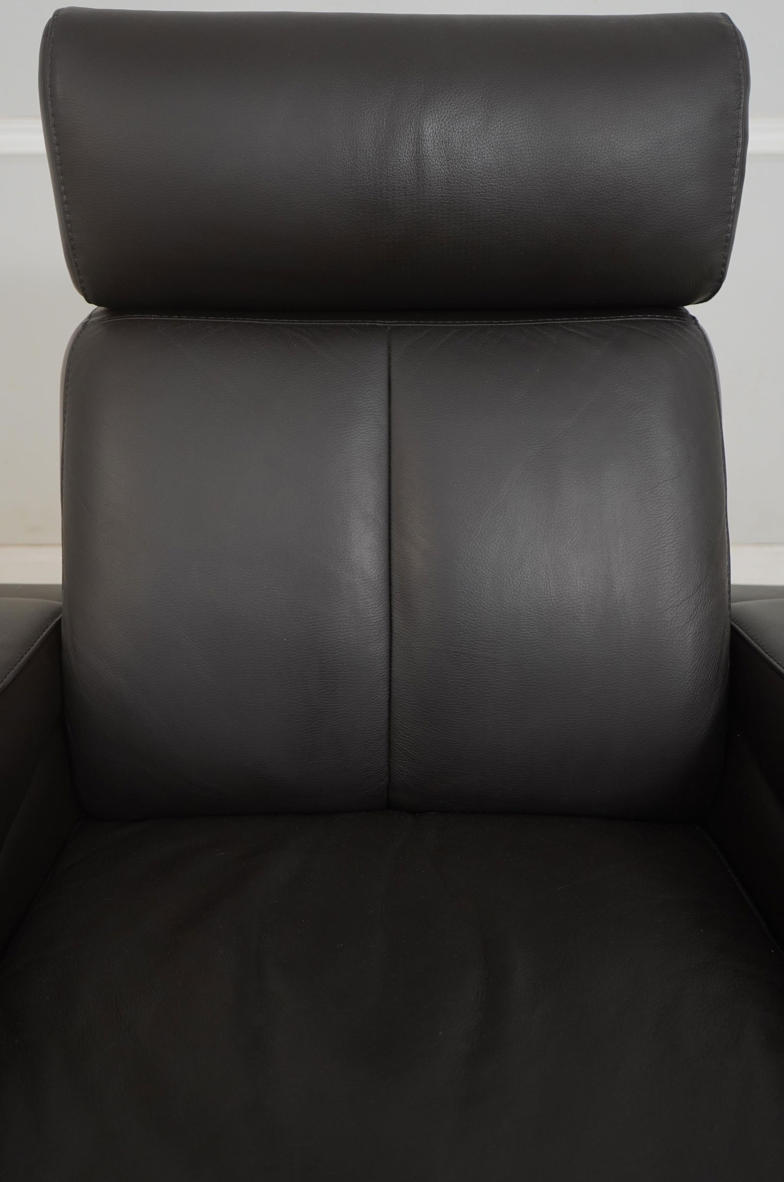 Palliser Lemans Home Theater Leather Power Recliner - 14