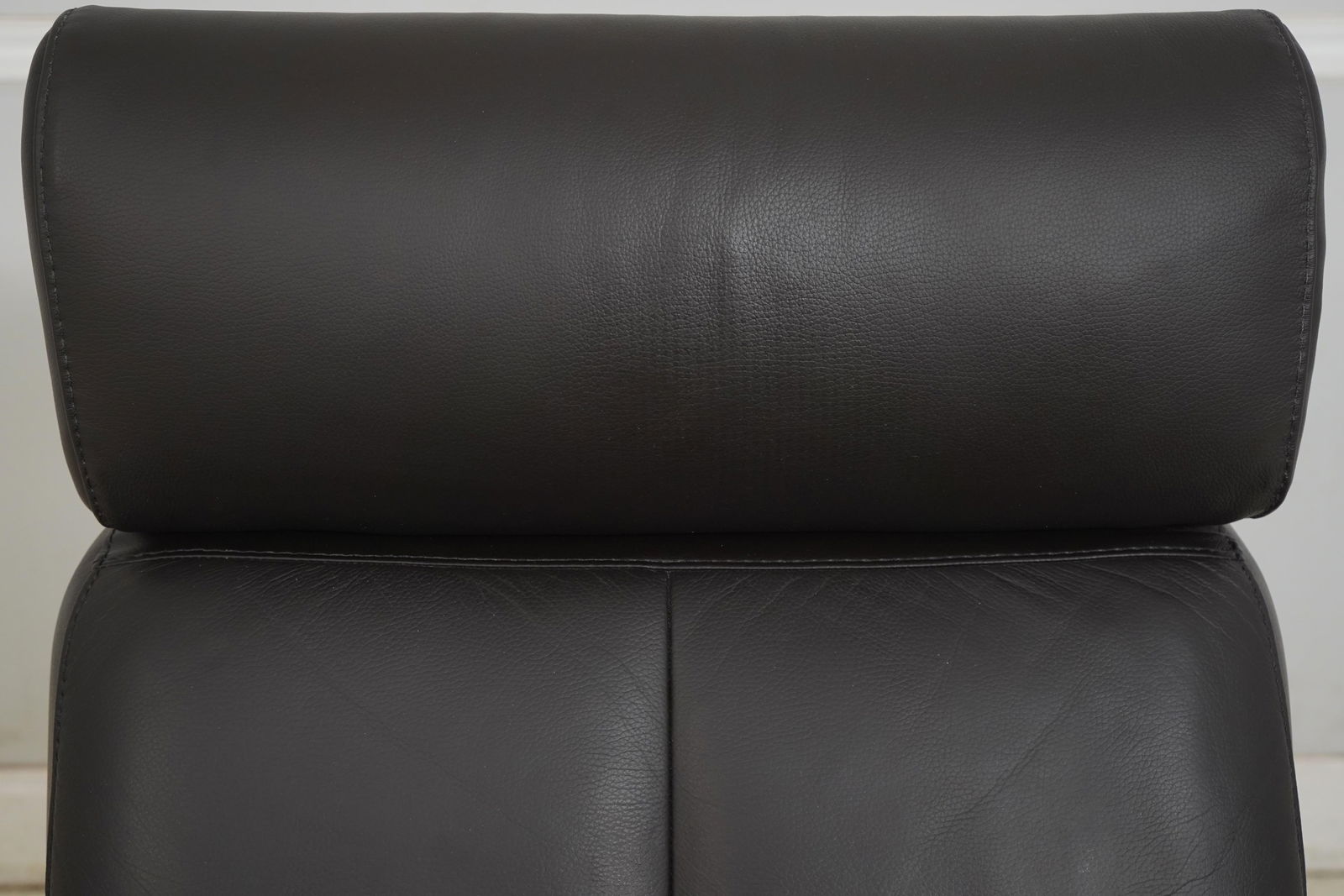 Palliser Lemans Home Theater Leather Power Recliner - 9