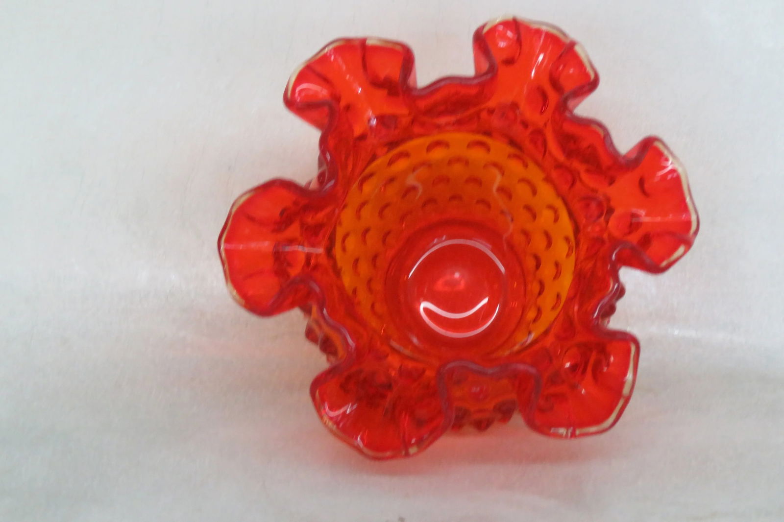 Fenton Glass Hobnail Style Amberina Ruffled Rim Vase 4491b - 3