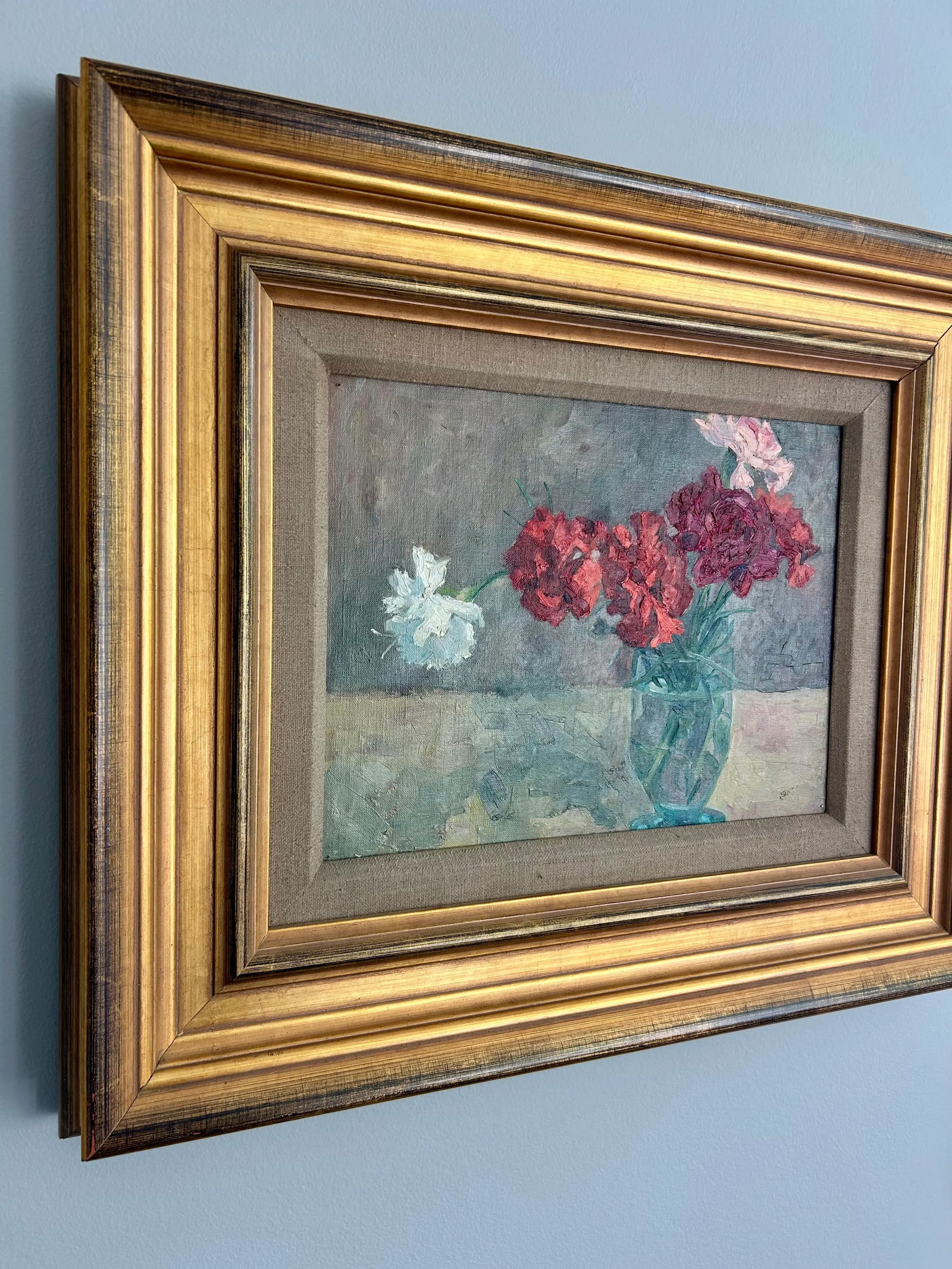 Vintage Original Oil on Board Still Life Red, Pink & White Carnations in Blue Glass Vase - 5