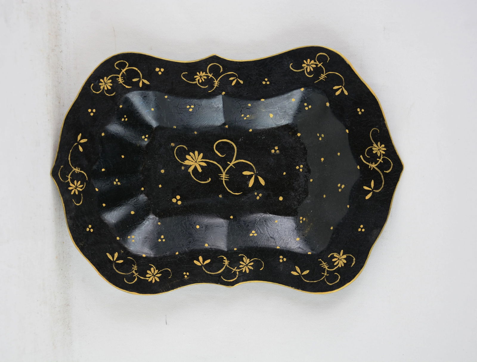 Vintage Hand-Painted Desktop Decoration Plate/Tray - 2