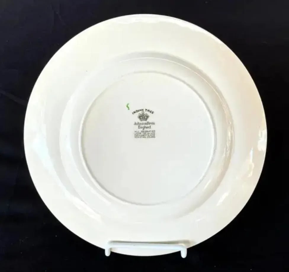 Mid 20th Century Johnson Brothers Indian Tree China, Set of 49 Pieces - 10