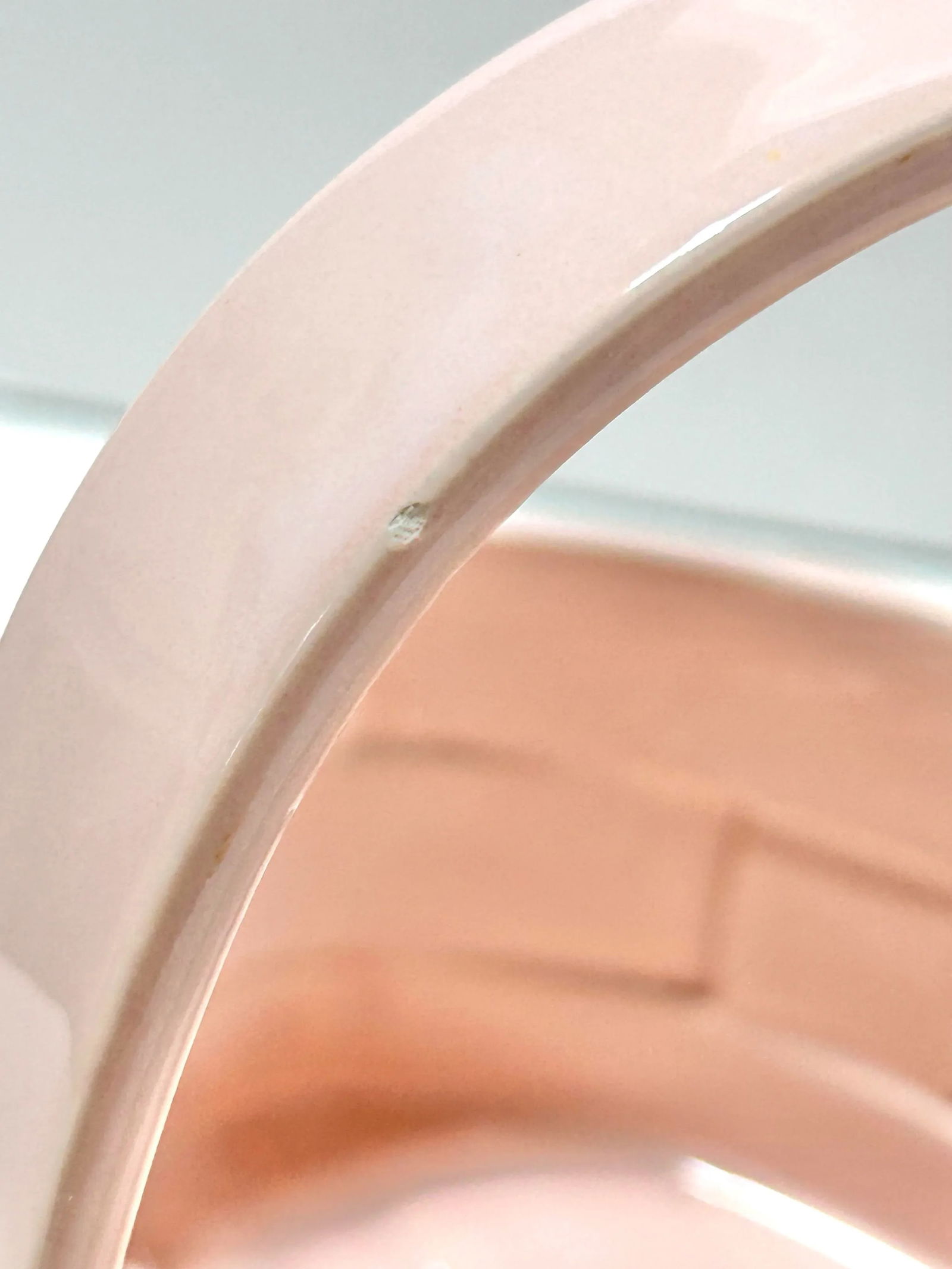 1970s Italian Woven Pink Porcelain Basket - 7
